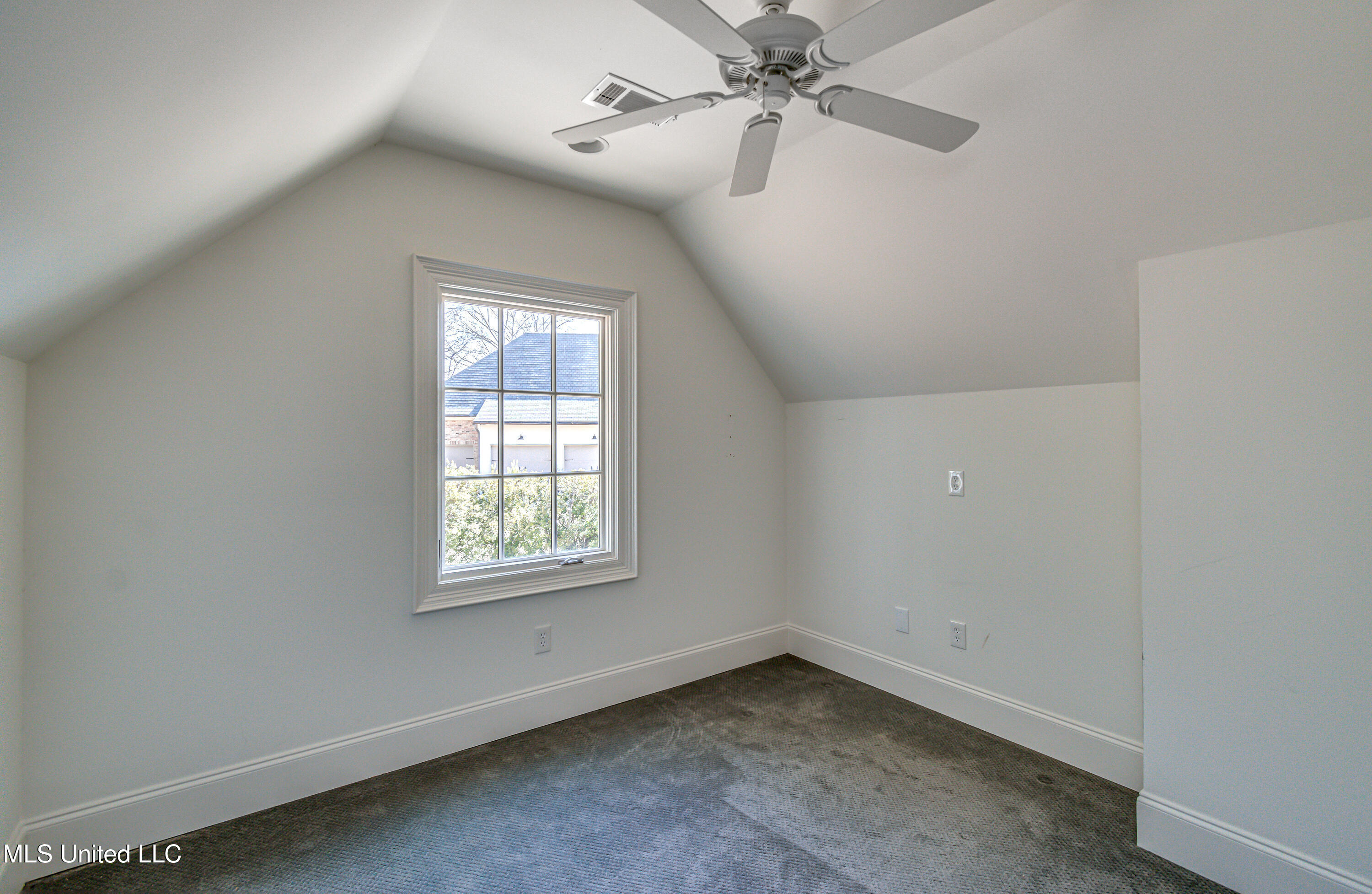 Ridgeland, Mississippi 39157, United States, 5 Bedrooms Bedrooms, ,6 BathroomsBathrooms,Residential,Active,13533