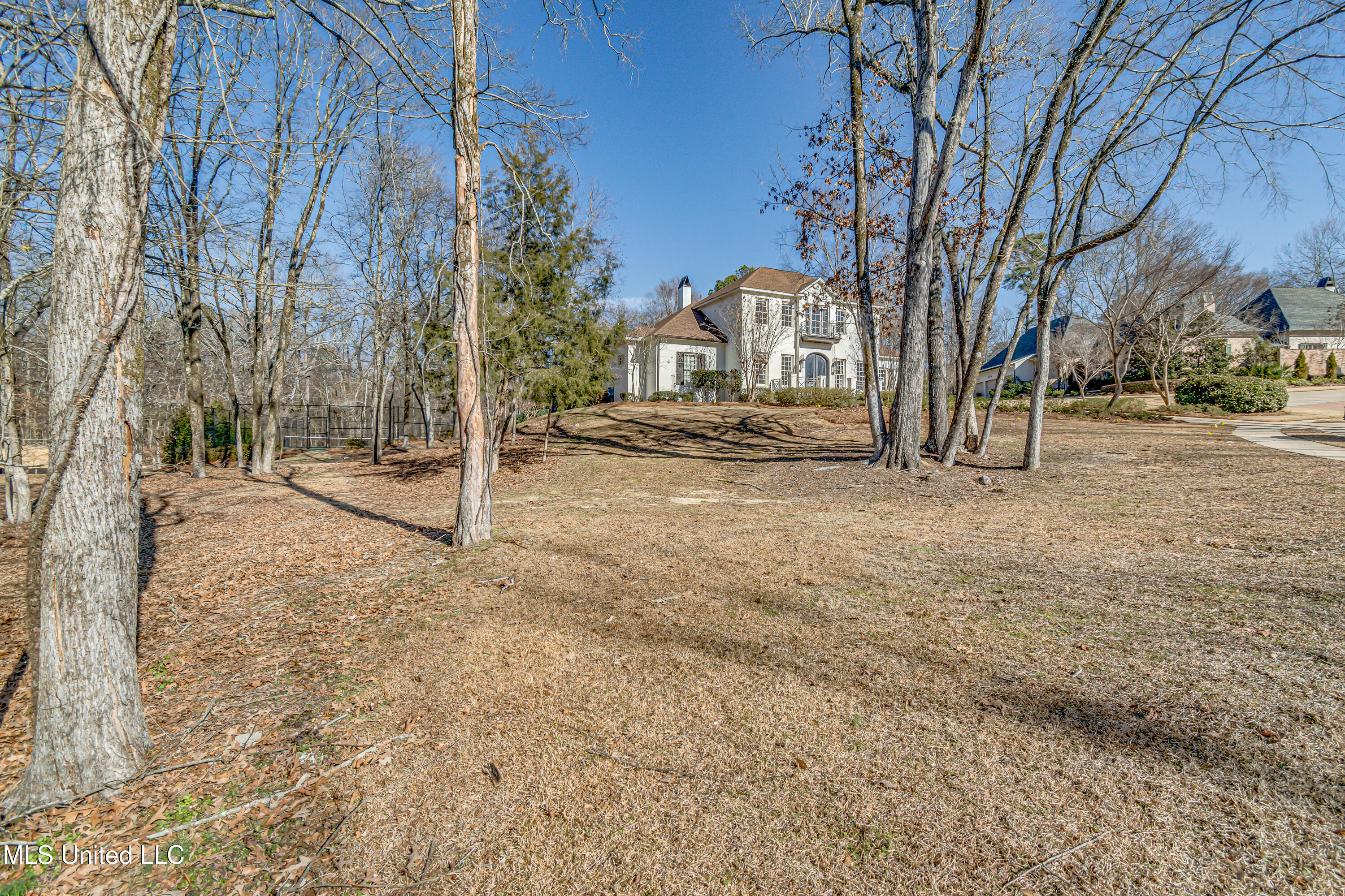 Ridgeland, Mississippi 39157, United States, 5 Bedrooms Bedrooms, ,6 BathroomsBathrooms,Residential,Active,13533