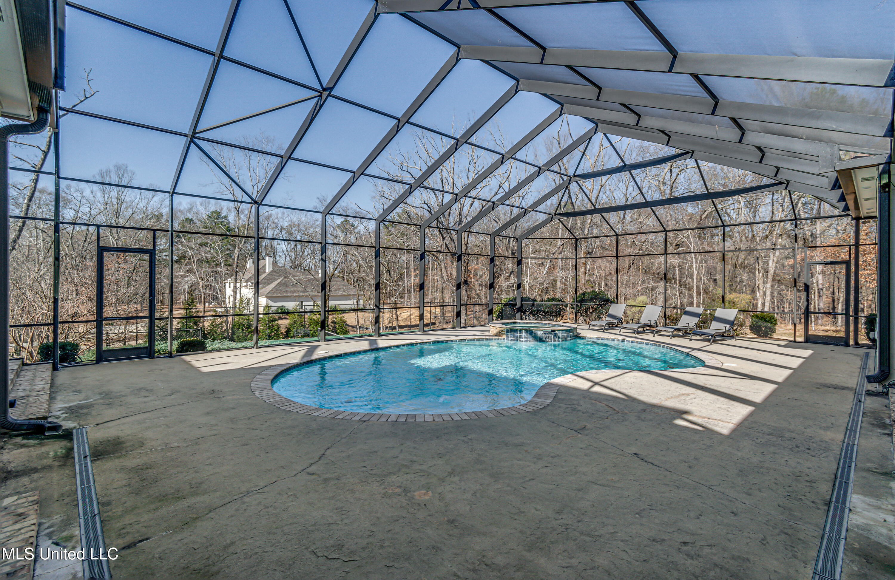 Ridgeland, Mississippi 39157, United States, 5 Bedrooms Bedrooms, ,6 BathroomsBathrooms,Residential,Active,13533