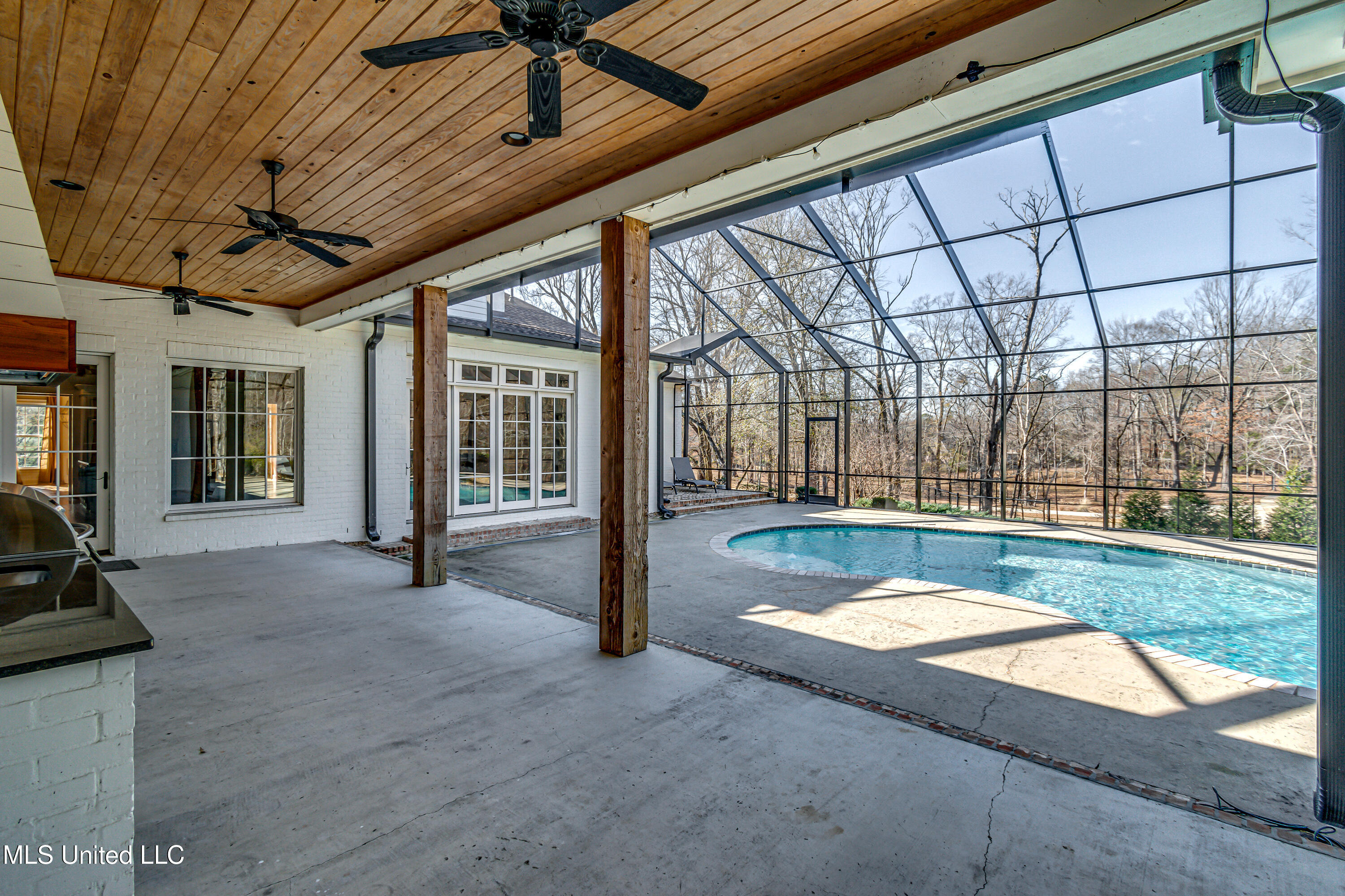 Ridgeland, Mississippi 39157, United States, 5 Bedrooms Bedrooms, ,6 BathroomsBathrooms,Residential,Active,13533