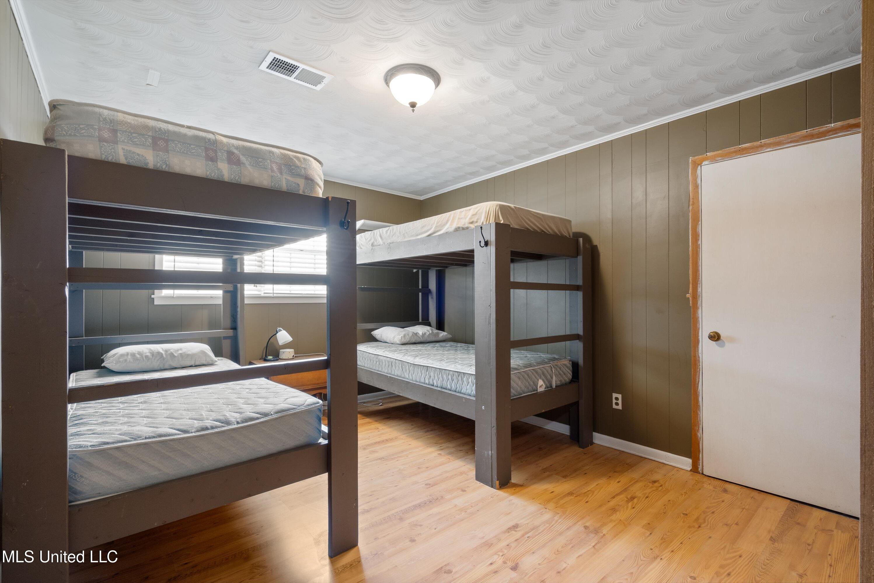 Dundee, Mississippi 38626, United States, 23 Bedrooms Bedrooms, ,11 BathroomsBathrooms,Residential,Active,35933