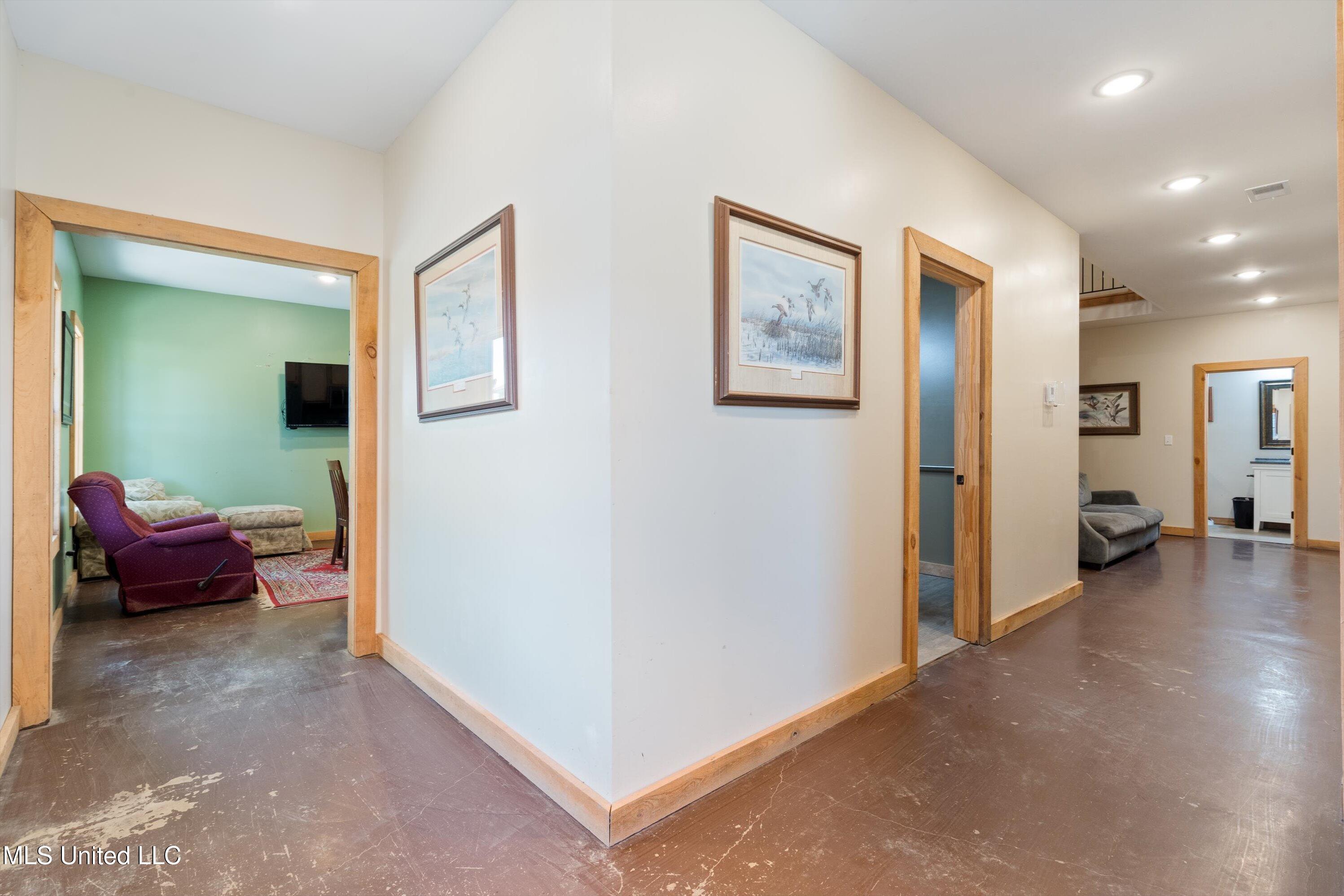 Dundee, Mississippi 38626, United States, 23 Bedrooms Bedrooms, ,11 BathroomsBathrooms,Residential,Active,35933