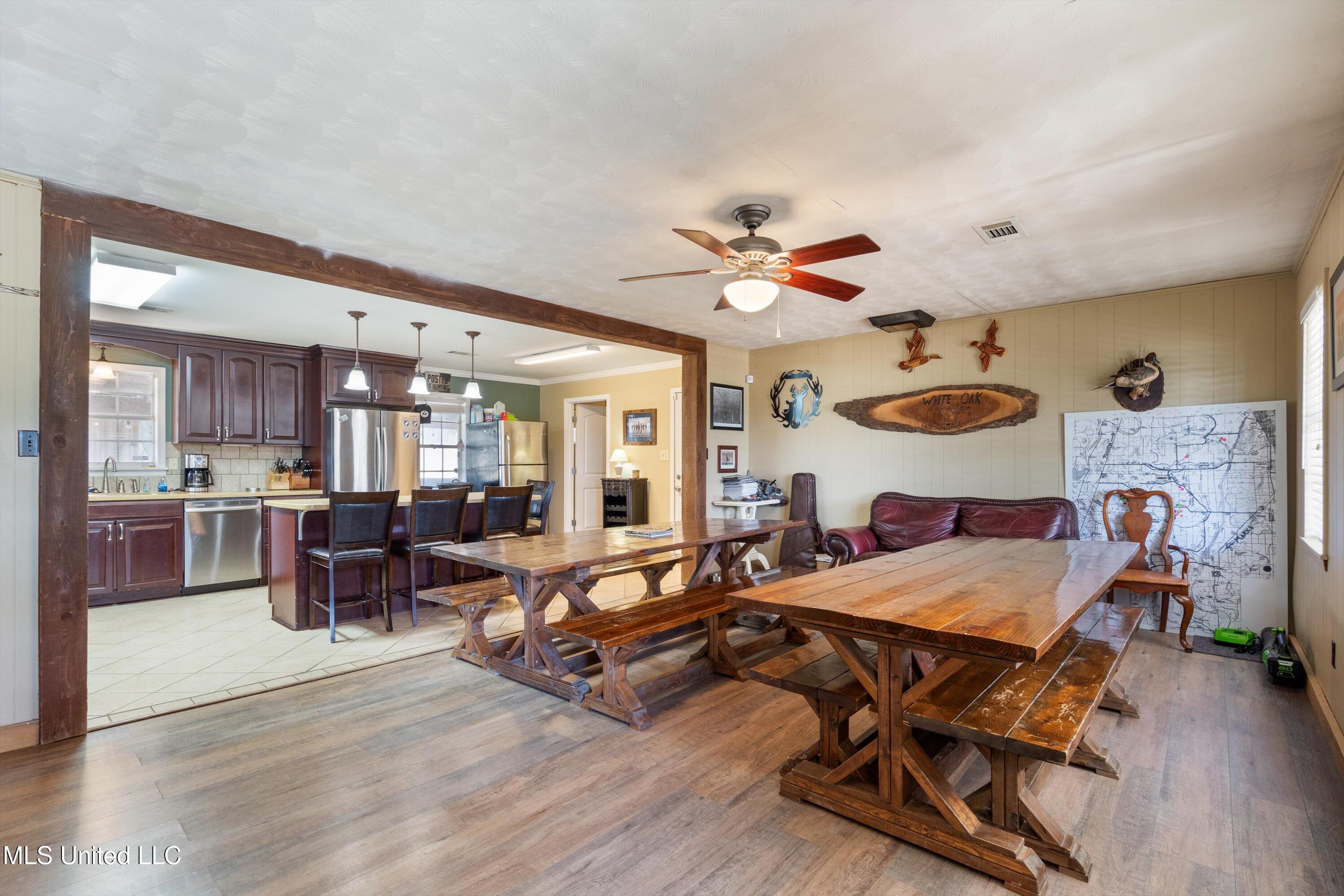 Dundee, Mississippi 38626, United States, 23 Bedrooms Bedrooms, ,11 BathroomsBathrooms,Residential,Active,35933