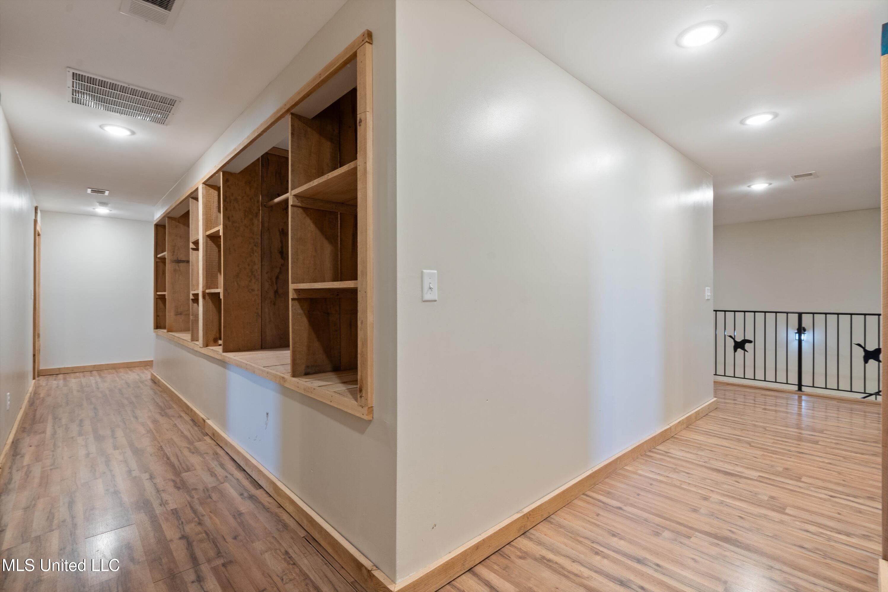 Dundee, Mississippi 38626, United States, 23 Bedrooms Bedrooms, ,11 BathroomsBathrooms,Residential,Active,35933