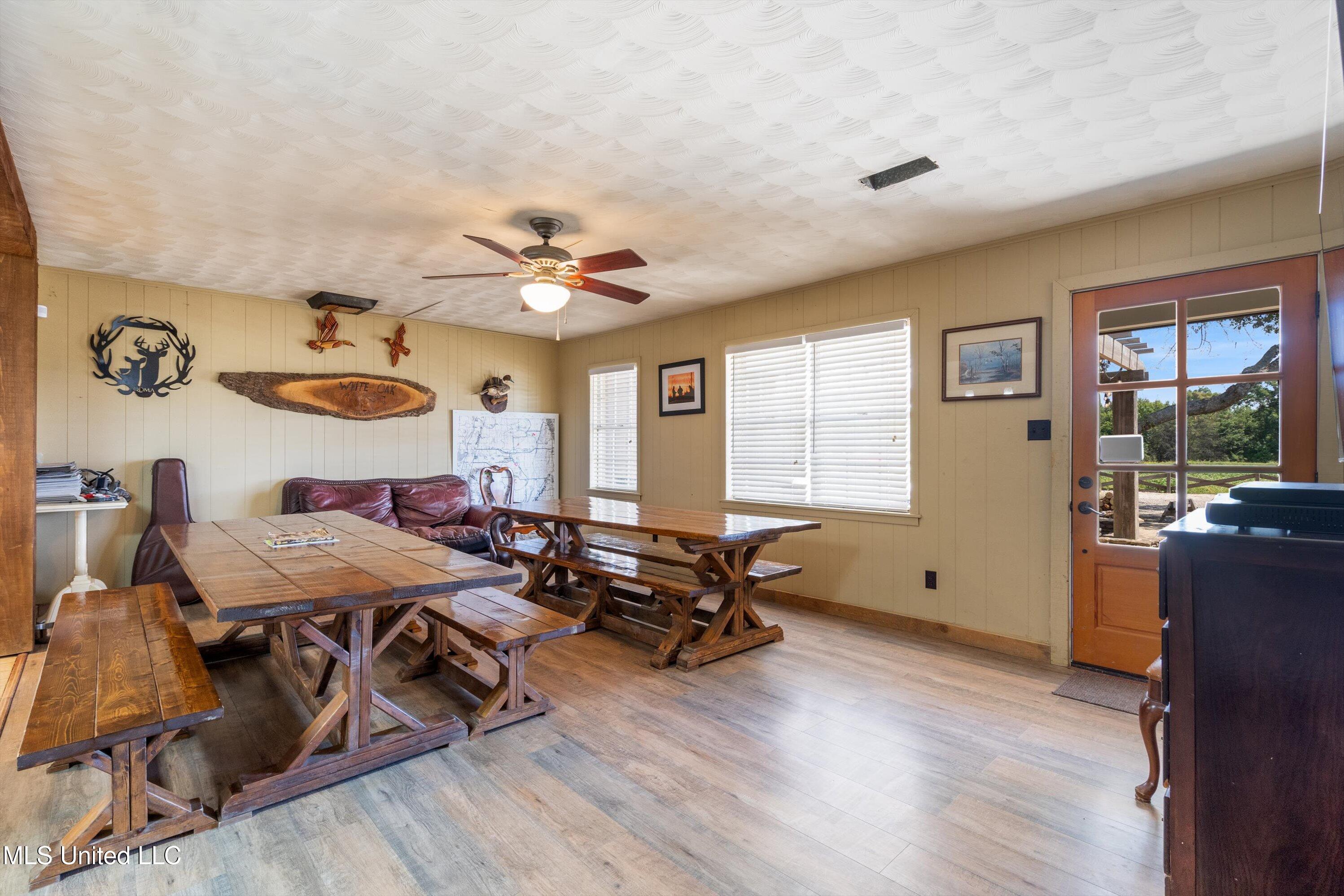 Dundee, Mississippi 38626, United States, 23 Bedrooms Bedrooms, ,11 BathroomsBathrooms,Residential,Active,35933