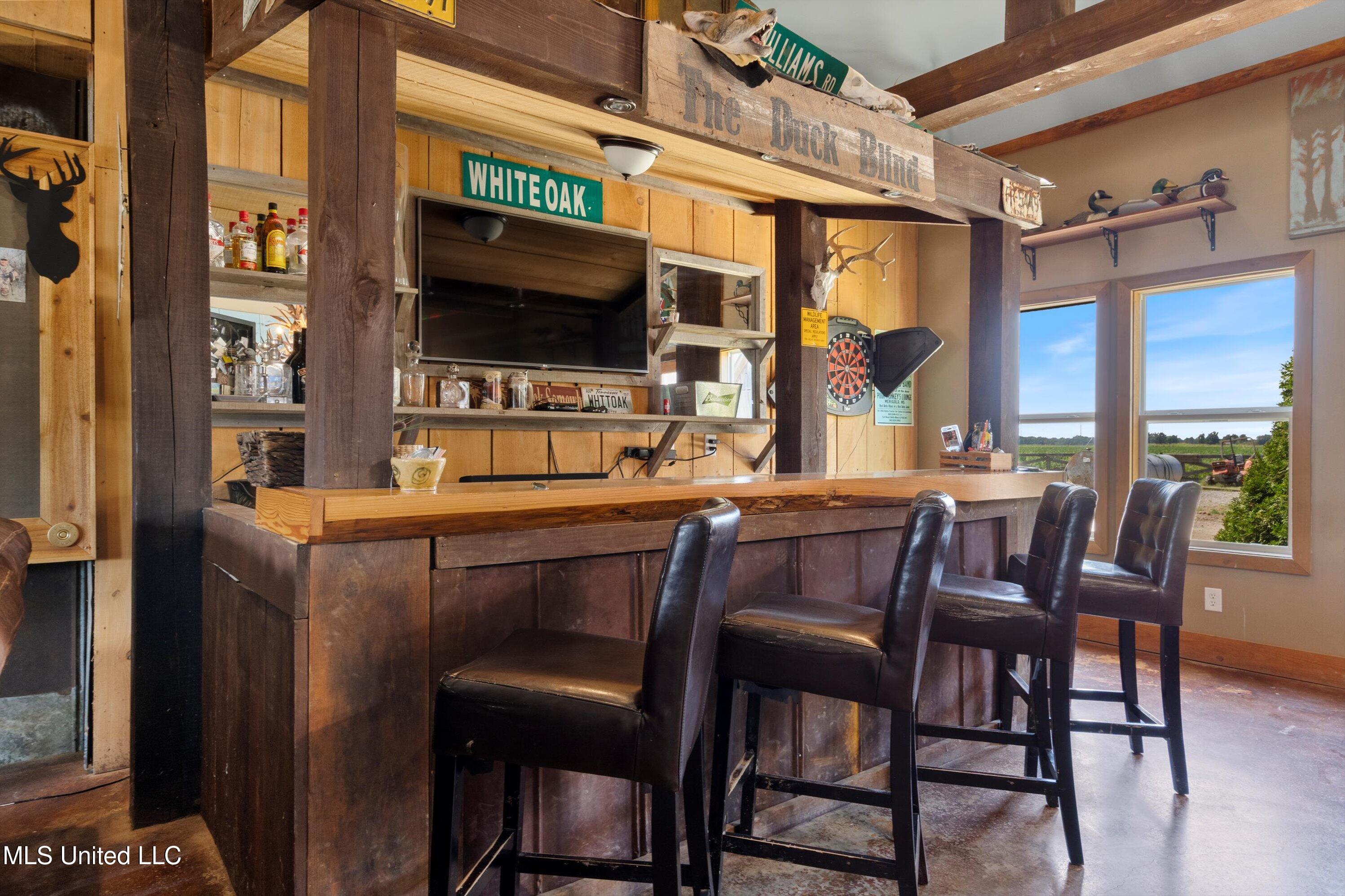 Dundee, Mississippi 38626, United States, 23 Bedrooms Bedrooms, ,11 BathroomsBathrooms,Residential,Active,35933