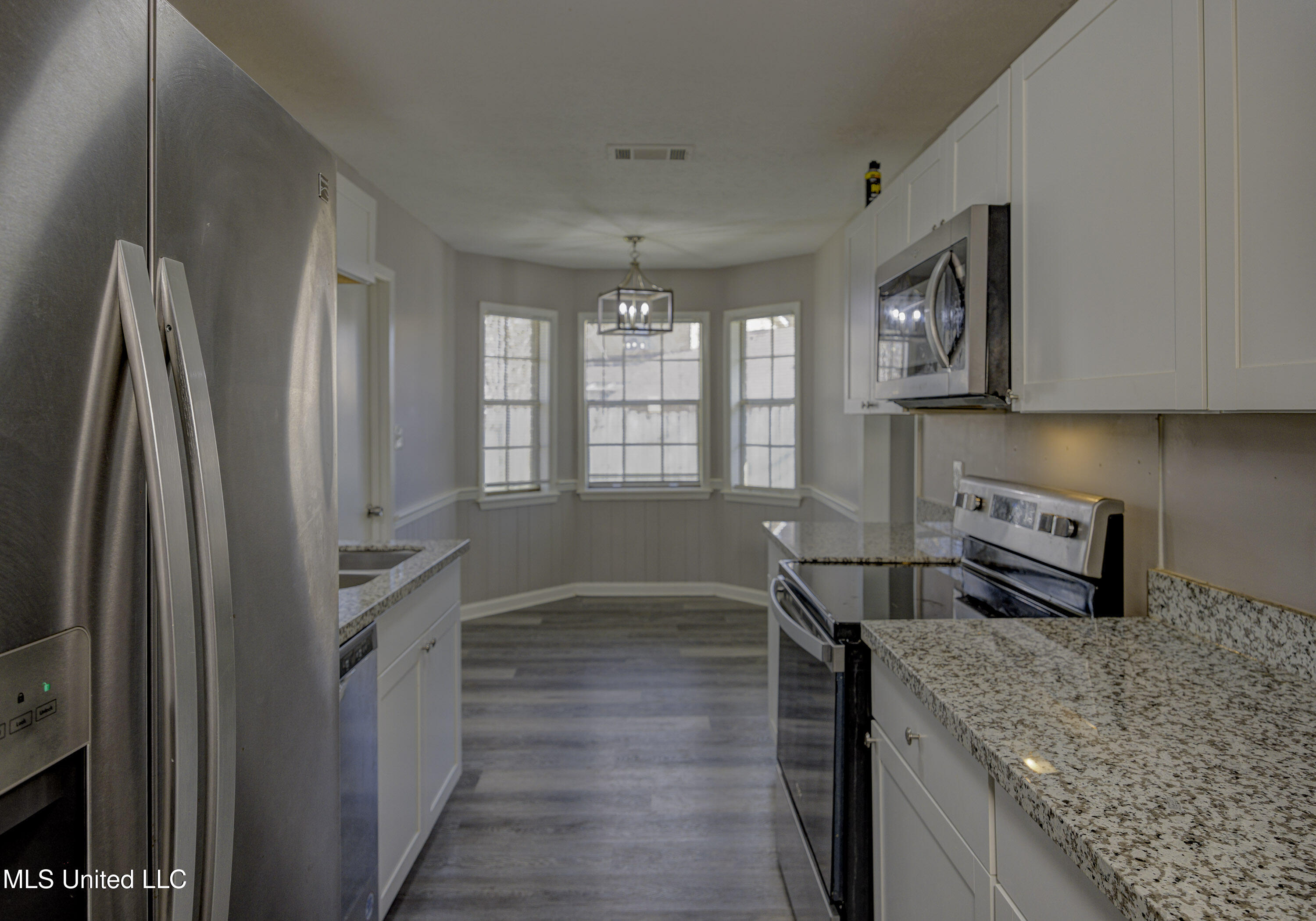 212 Pebble Brook Drive, Clinton, Mississippi image 22