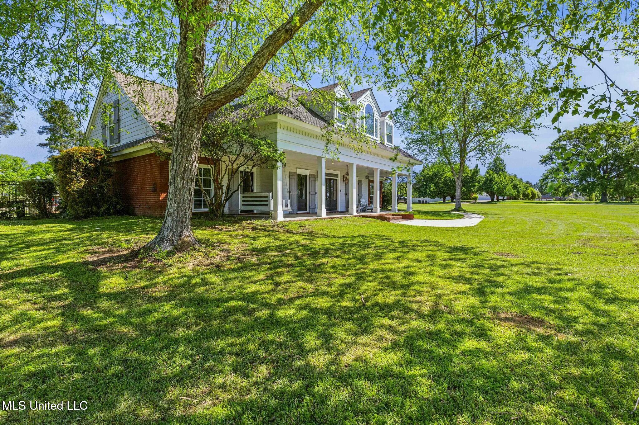 109 Plantation Drive, Madison, Mississippi image 4