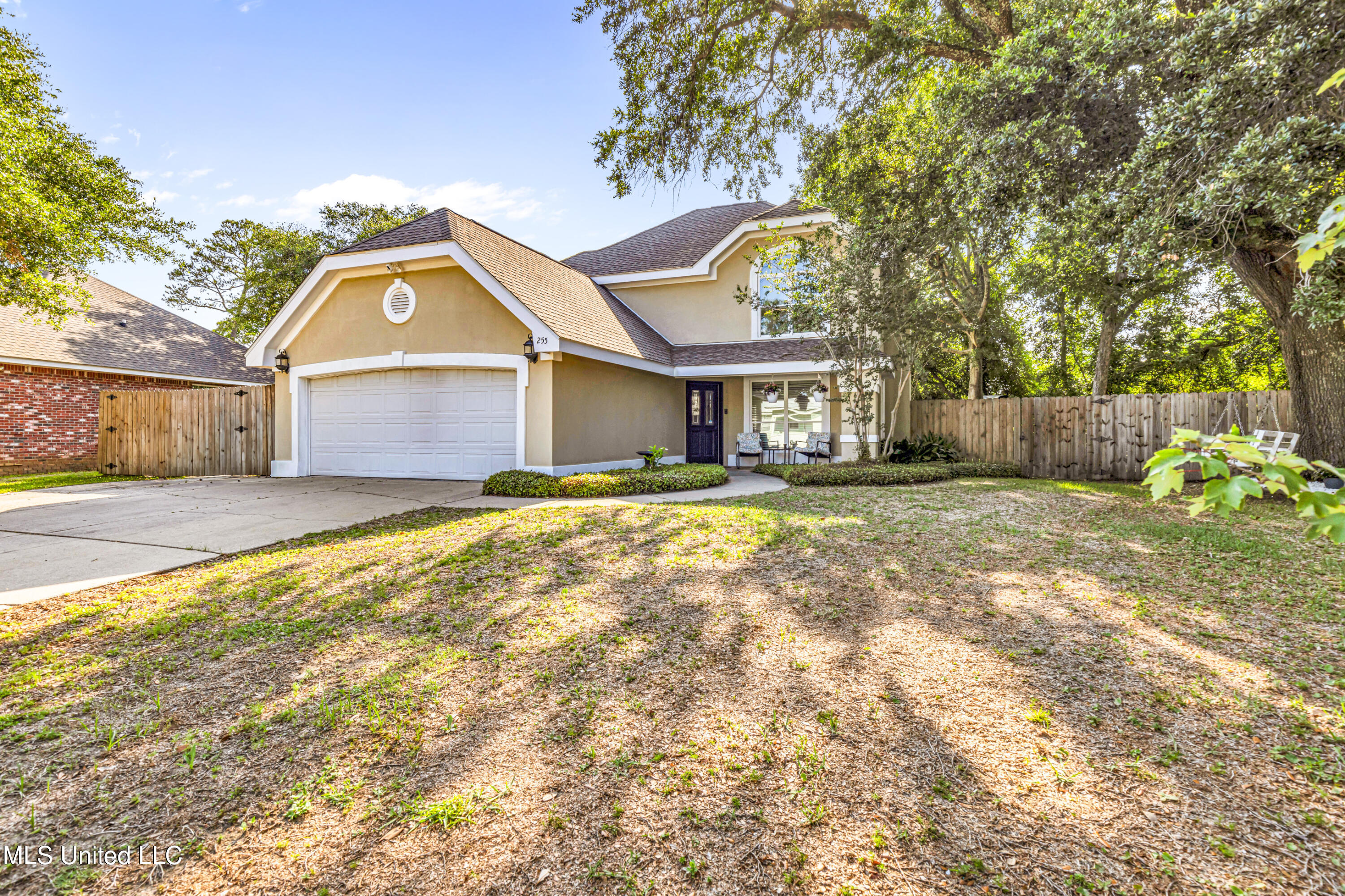 255 Venetian Gardens, Gulfport, Mississippi image 1