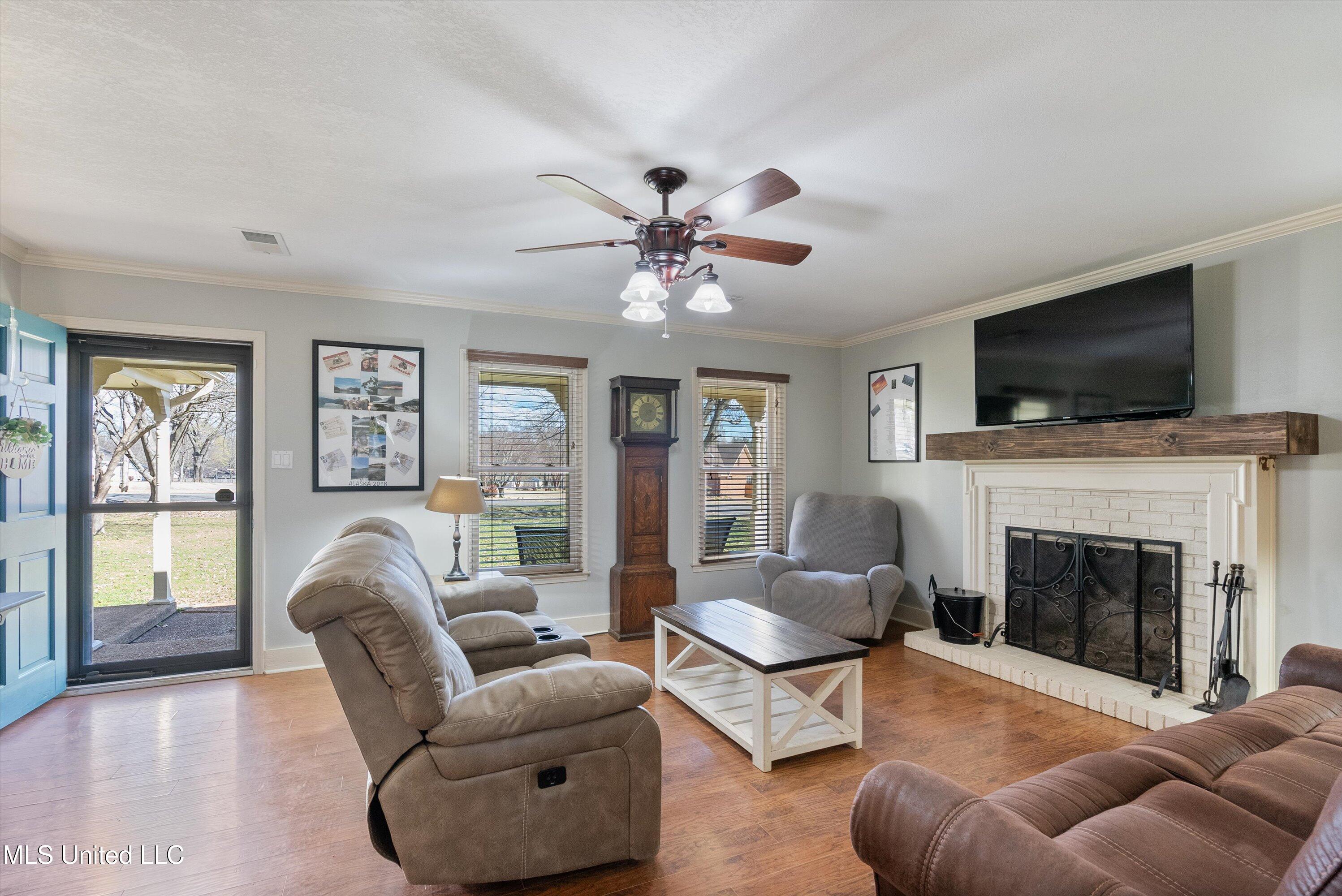 8421 Maplewood Lane, Olive Branch, Mississippi image 4