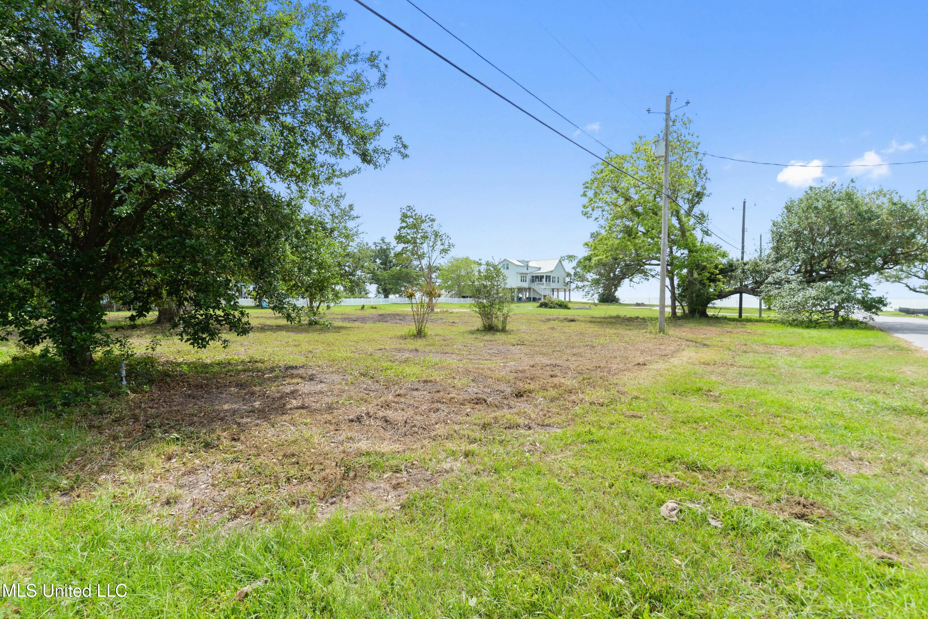 112 Sears Avenue, Waveland, Mississippi image 10