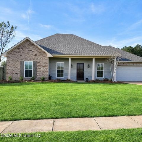 Homes For Sale - 151 Stratford Drive<br/> Madison County, Madison, MS 39110