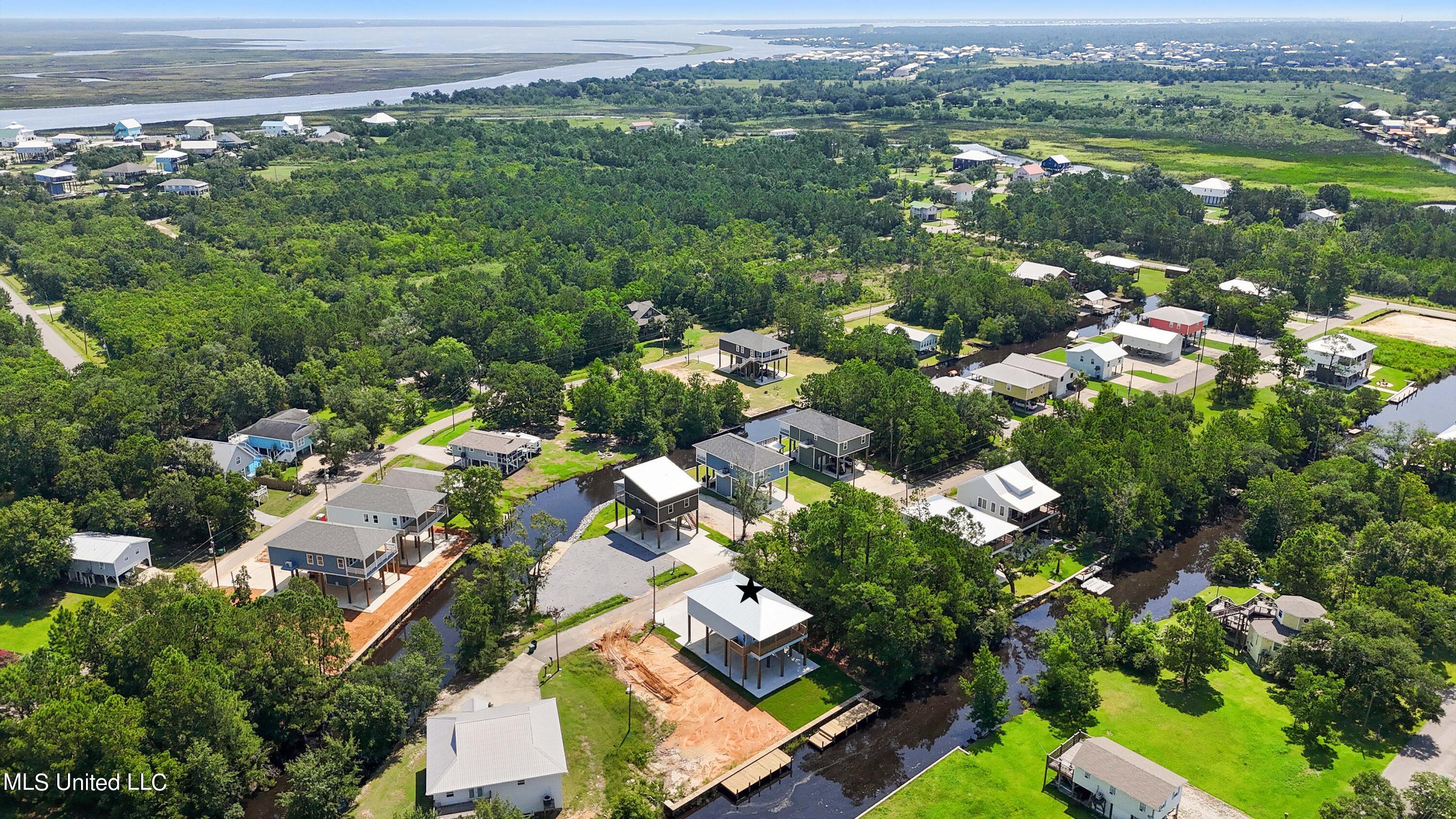 4069 Blue Jay Street, Bay Saint Louis, Mississippi image 33