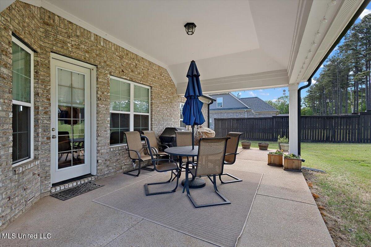 5334 Kensington Creek Drive, Southaven, Mississippi image 37