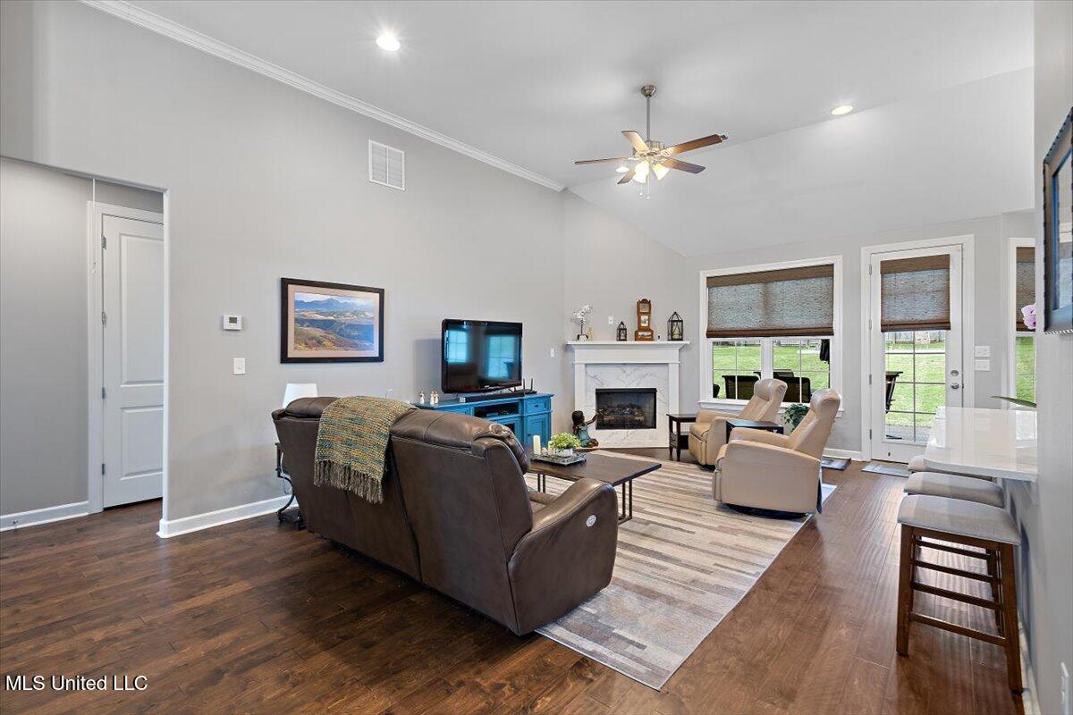 5334 Kensington Creek Drive, Southaven, Mississippi image 7
