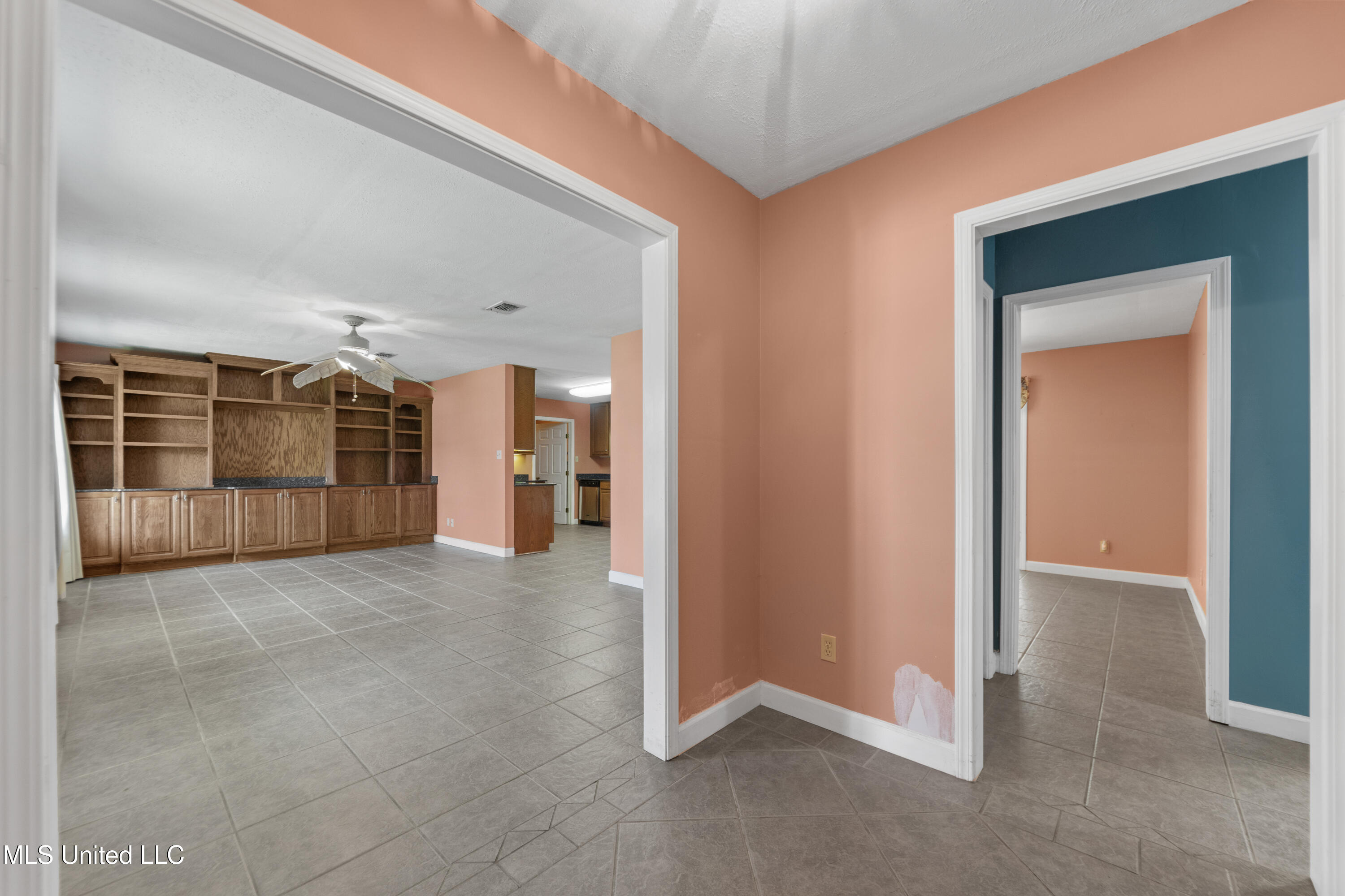 223 Felicity Street, Bay Saint Louis, Mississippi image 4