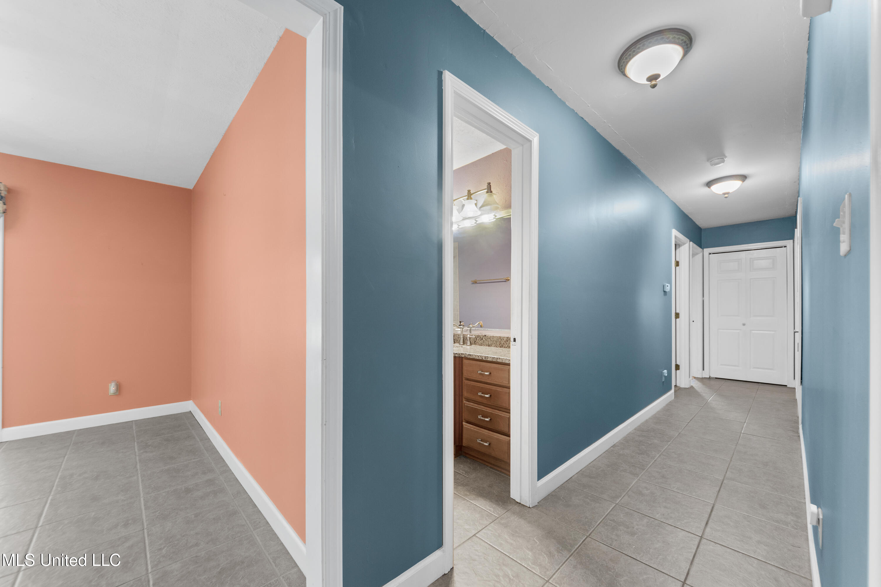 223 Felicity Street, Bay Saint Louis, Mississippi image 10