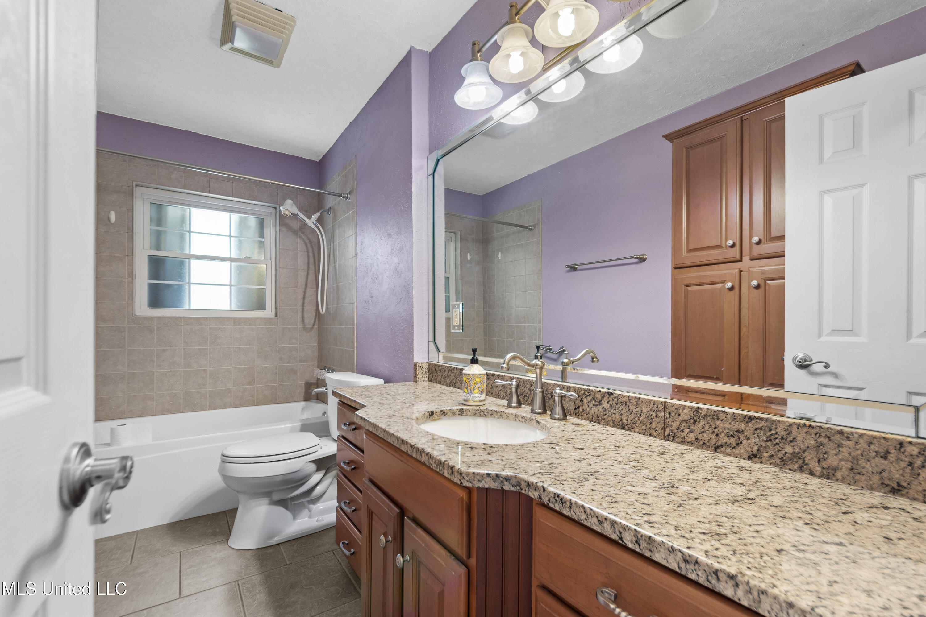 223 Felicity Street, Bay Saint Louis, Mississippi image 11