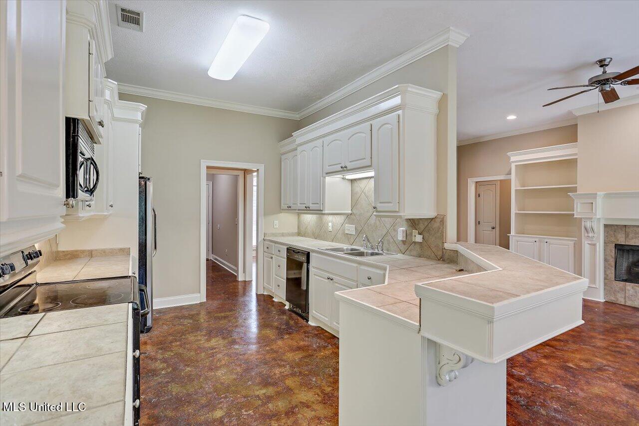 733 Forest Woods Drive, Jackson, Mississippi image 12