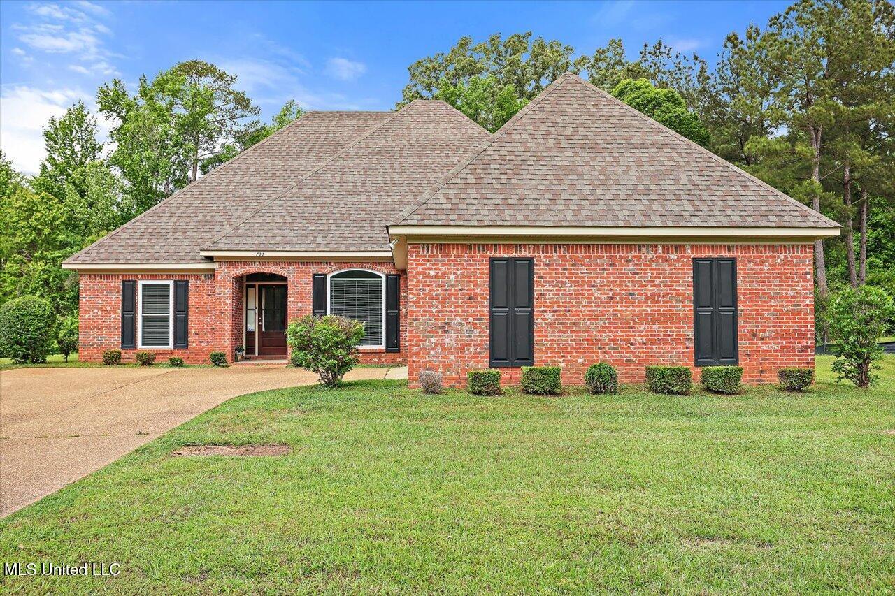 733 Forest Woods Drive, Jackson, Mississippi image 1