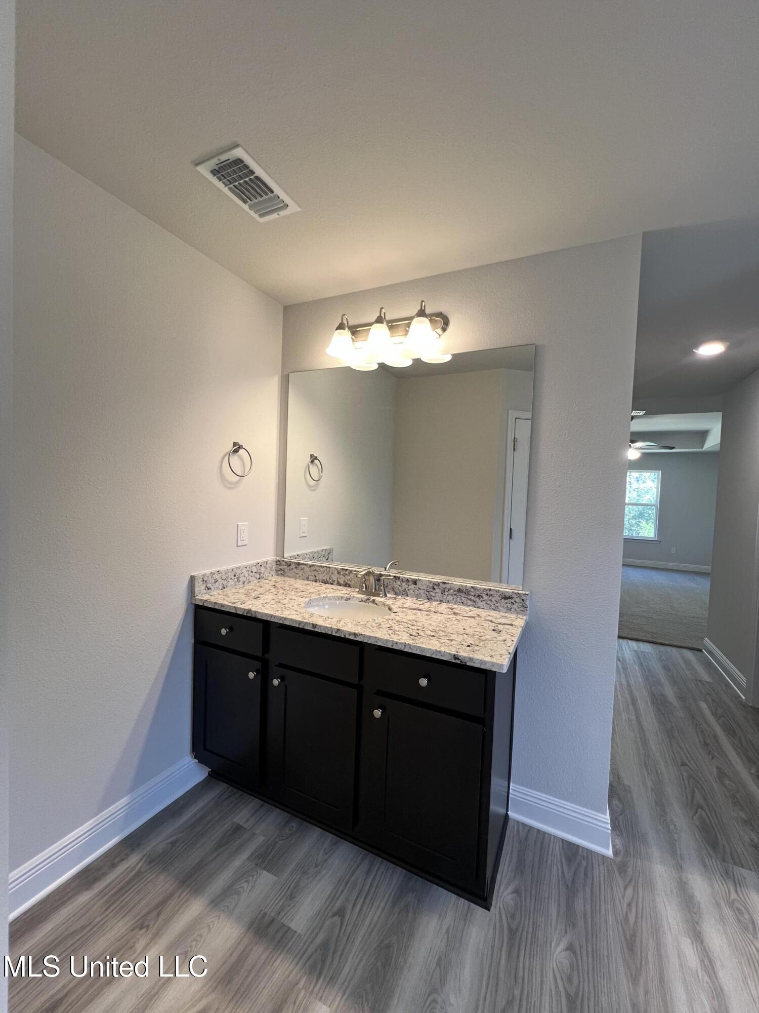 15784 Rachael Drive, Gulfport, Mississippi image 12
