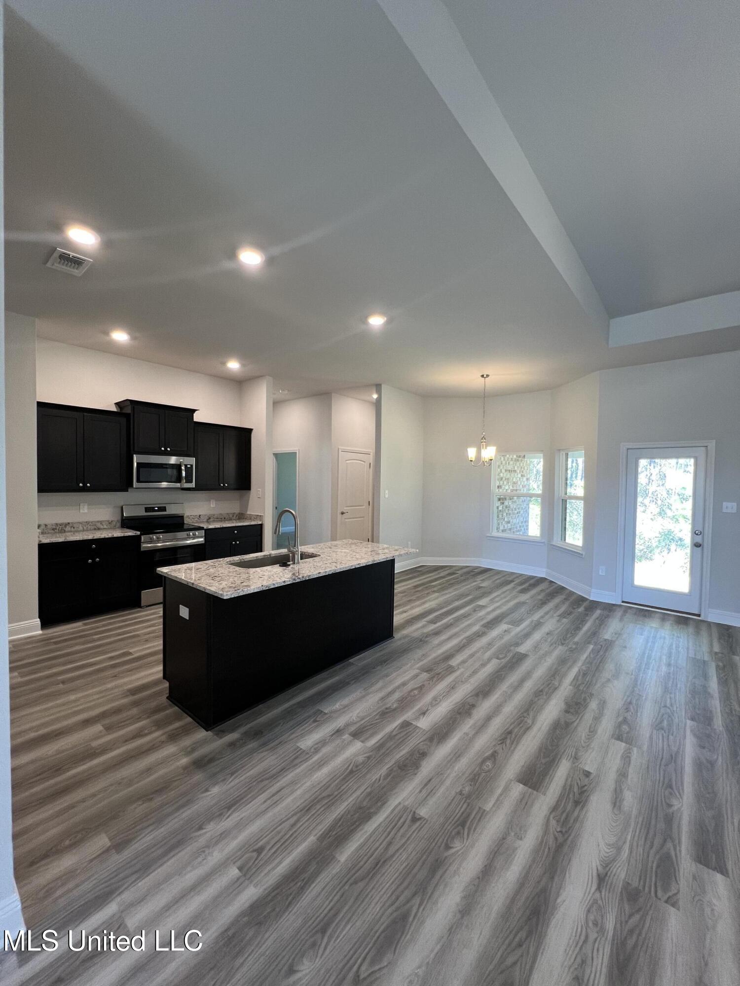 15784 Rachael Drive, Gulfport, Mississippi image 21