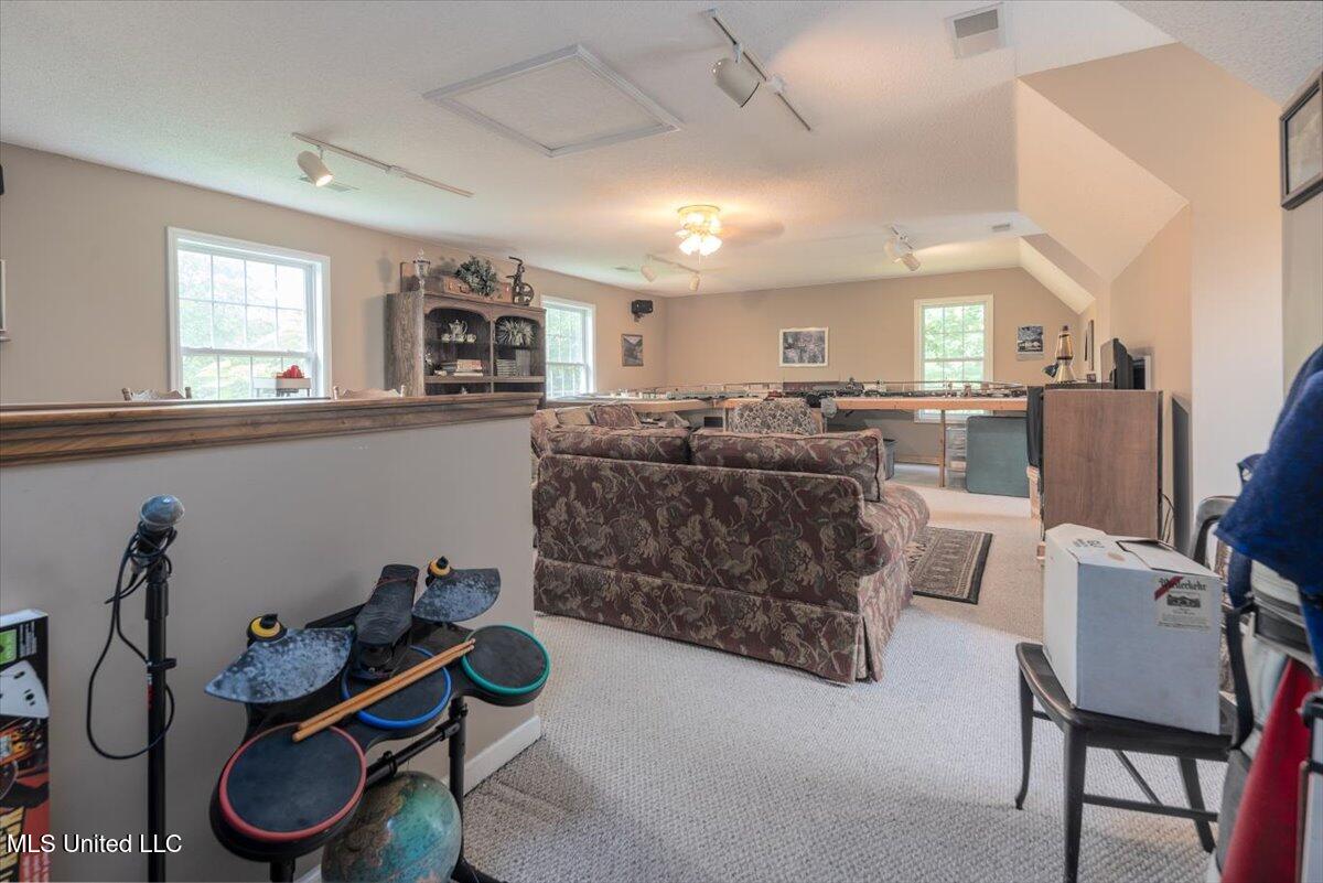 12821 Whispering Pines Drive, Olive Branch, Mississippi image 35