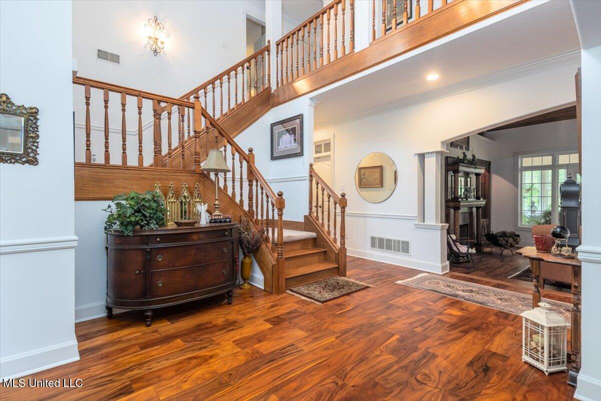 12821 Whispering Pines Drive, Olive Branch, Mississippi image 10