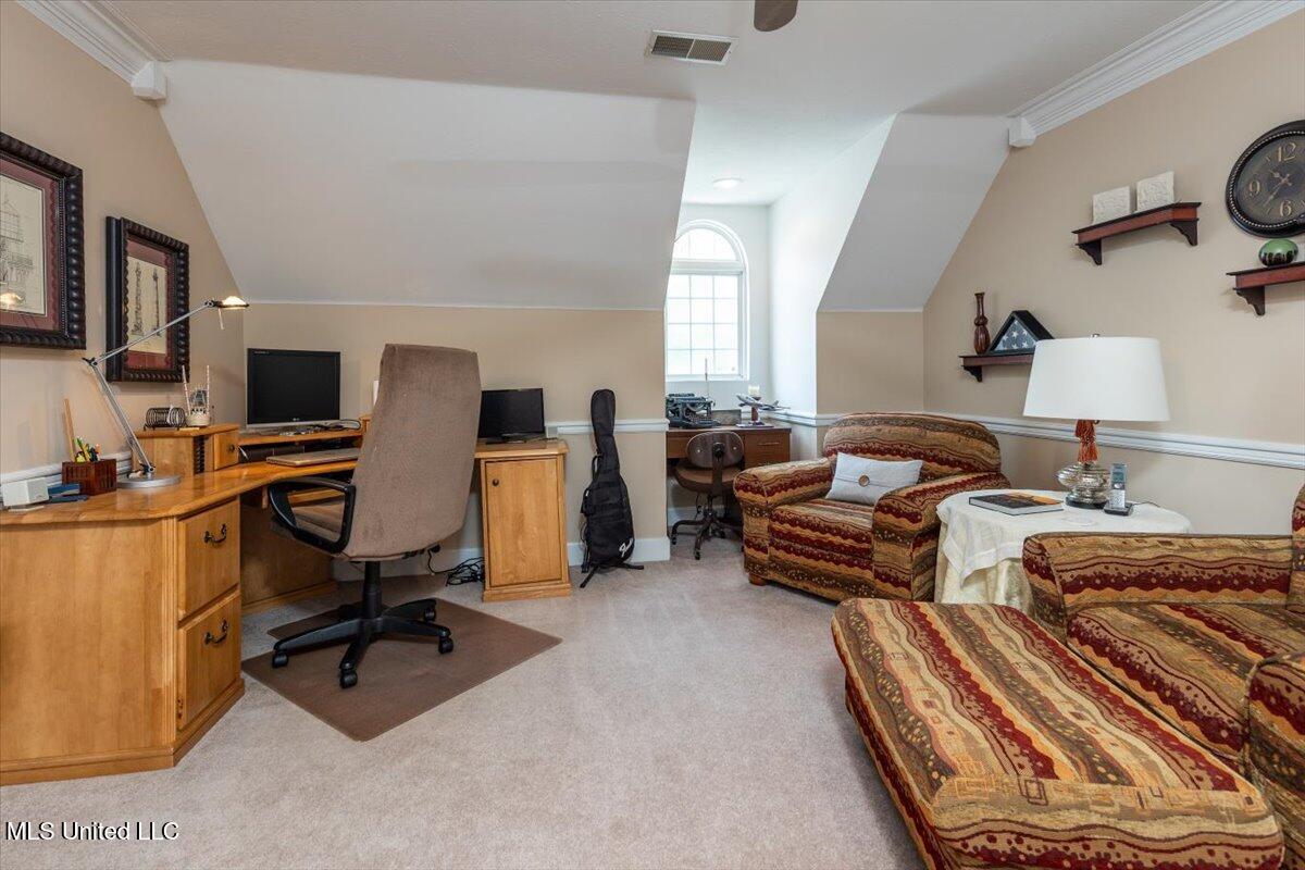 12821 Whispering Pines Drive, Olive Branch, Mississippi image 33