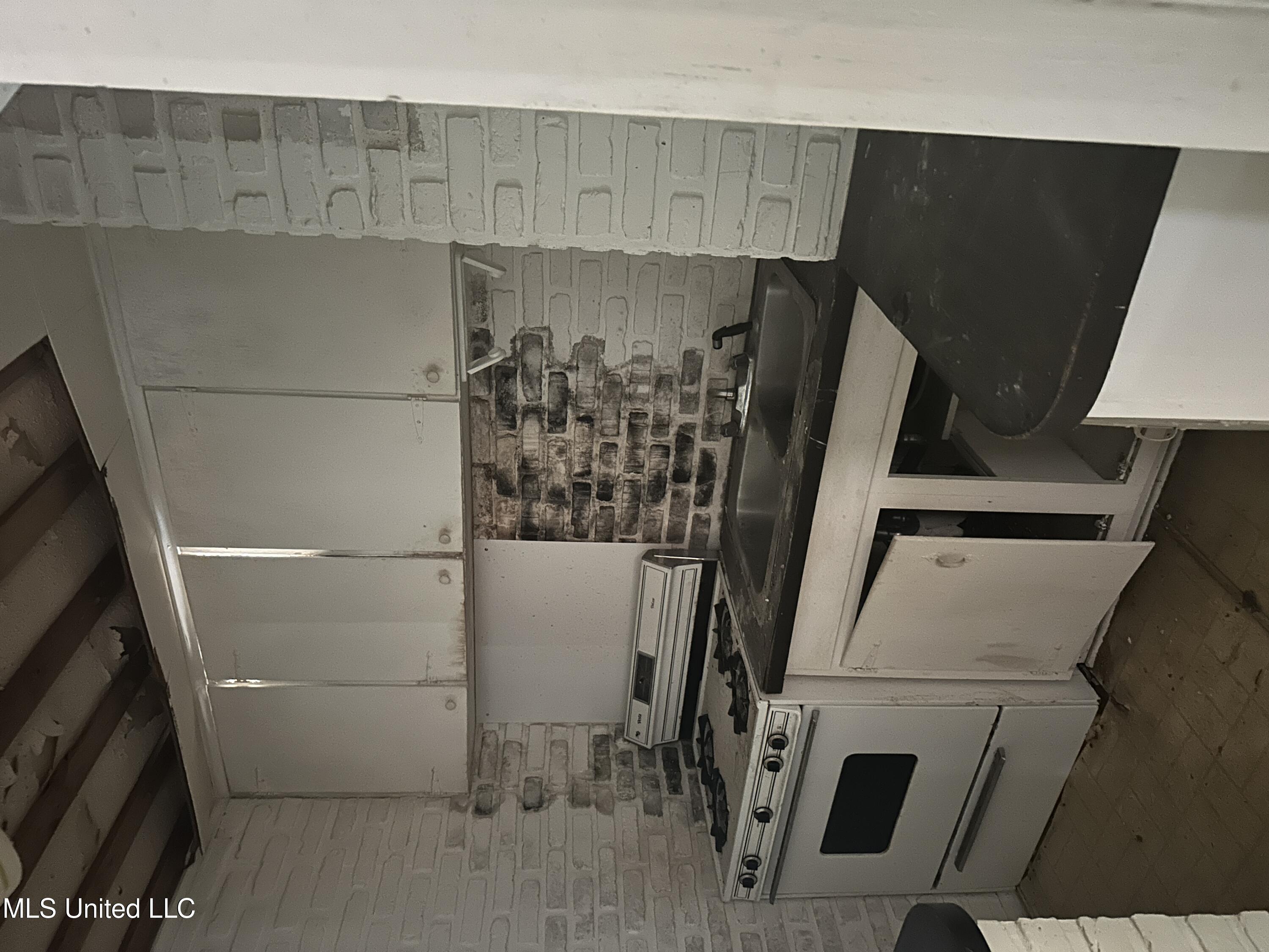 Gulfport, Mississippi 39501, United States, 2 Bedrooms Bedrooms, ,2 BathroomsBathrooms,Residential,Active,245502