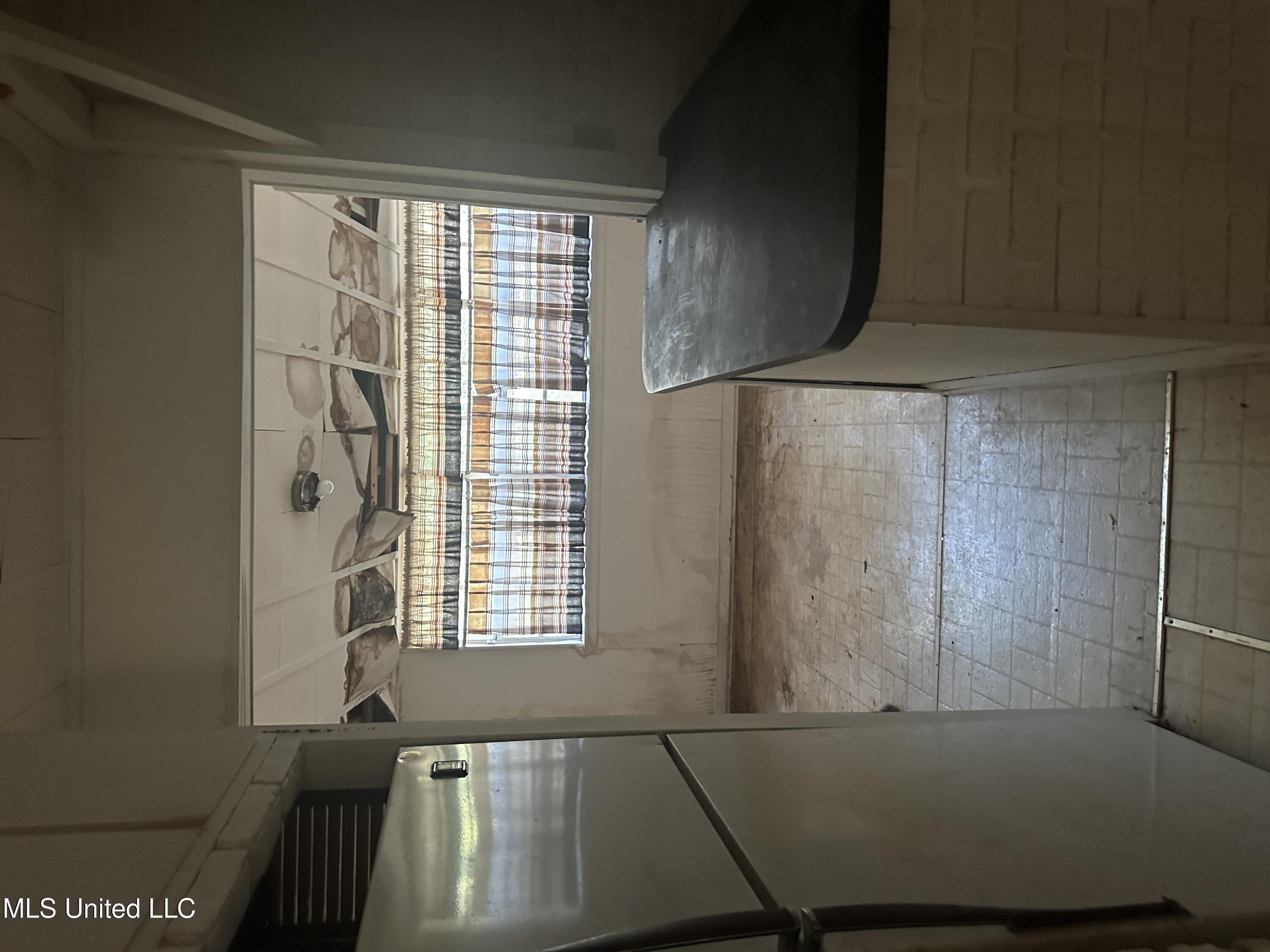 Gulfport, Mississippi 39501, United States, 2 Bedrooms Bedrooms, ,2 BathroomsBathrooms,Residential,Active,245502