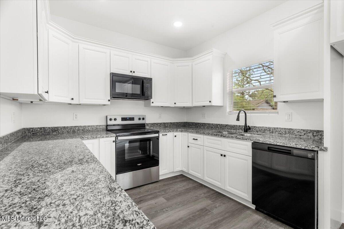 12509 W Canterbury Drive, Ocean Springs, Mississippi image 12