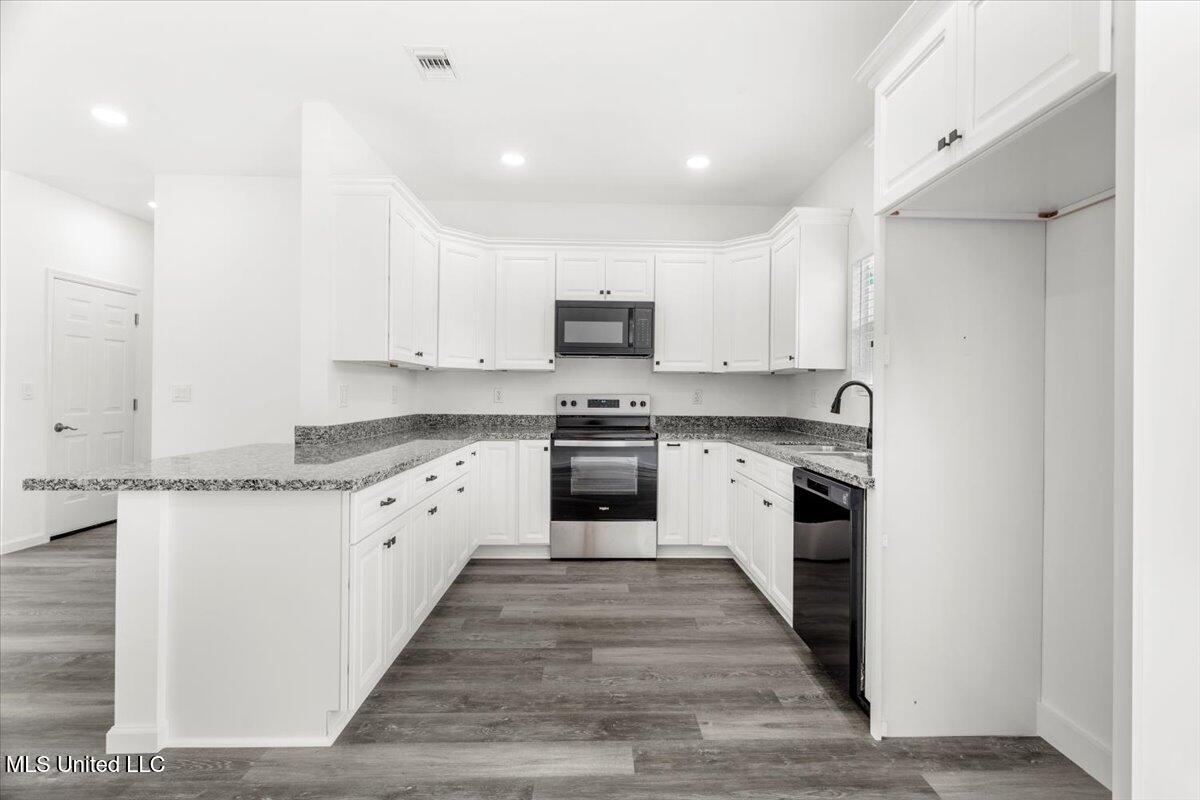 12509 W Canterbury Drive, Ocean Springs, Mississippi image 11