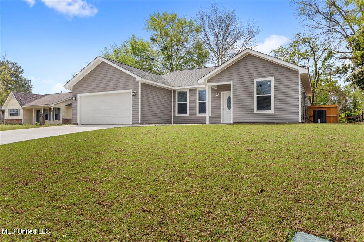 12509 W Canterbury Drive, Ocean Springs, Mississippi image 3