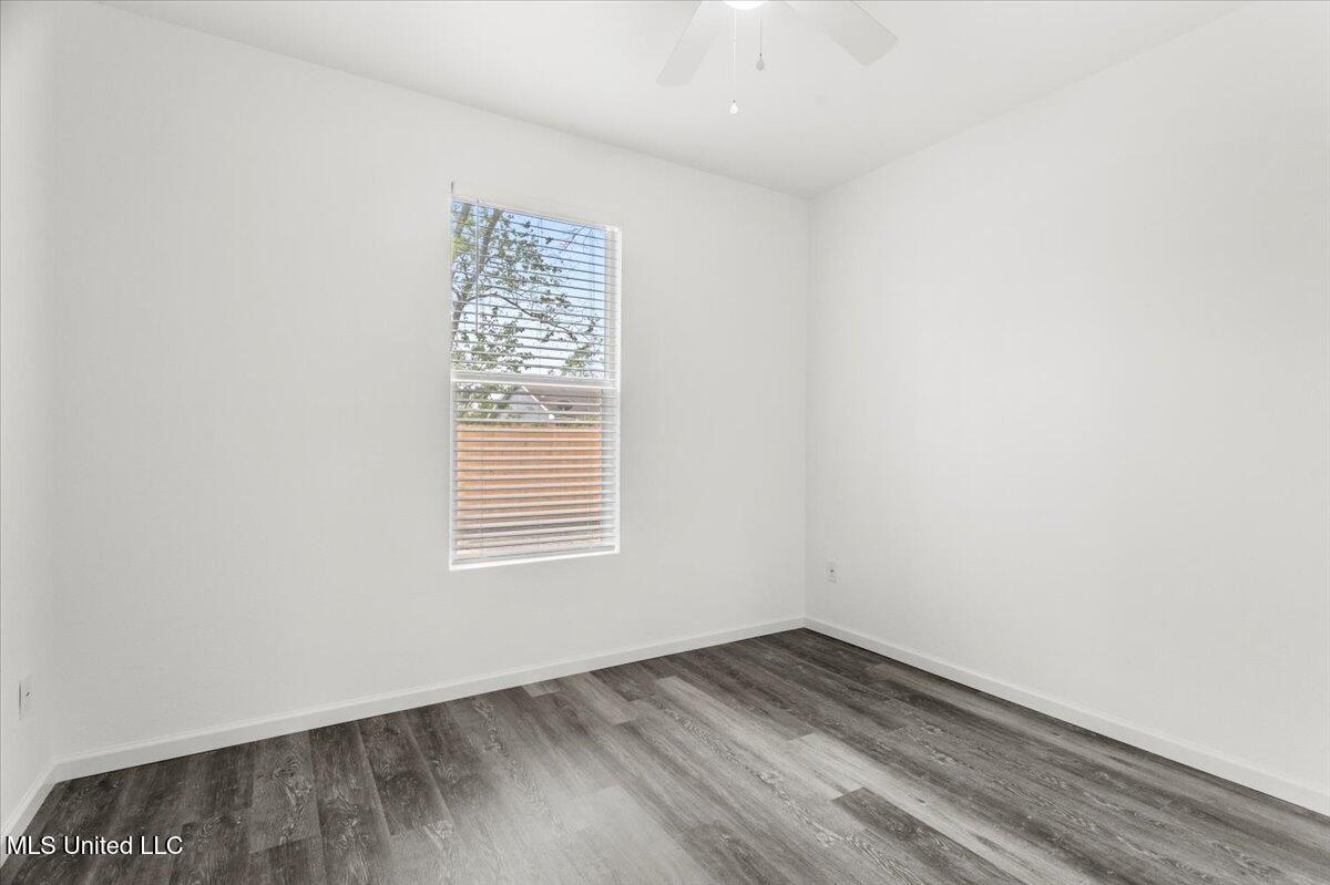 12509 W Canterbury Drive, Ocean Springs, Mississippi image 21