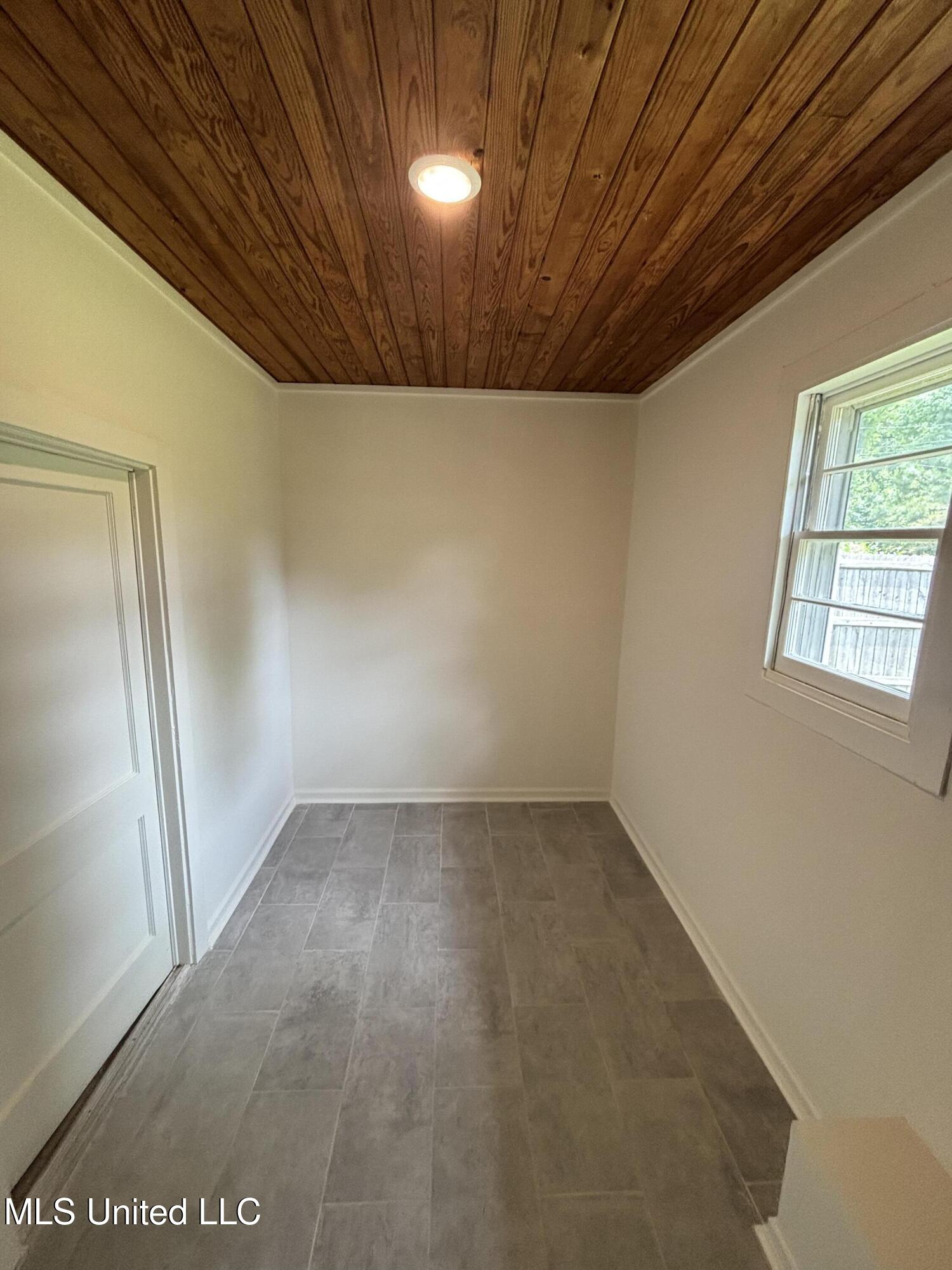 659 Coleman Avenue, Holly Springs, Mississippi image 32