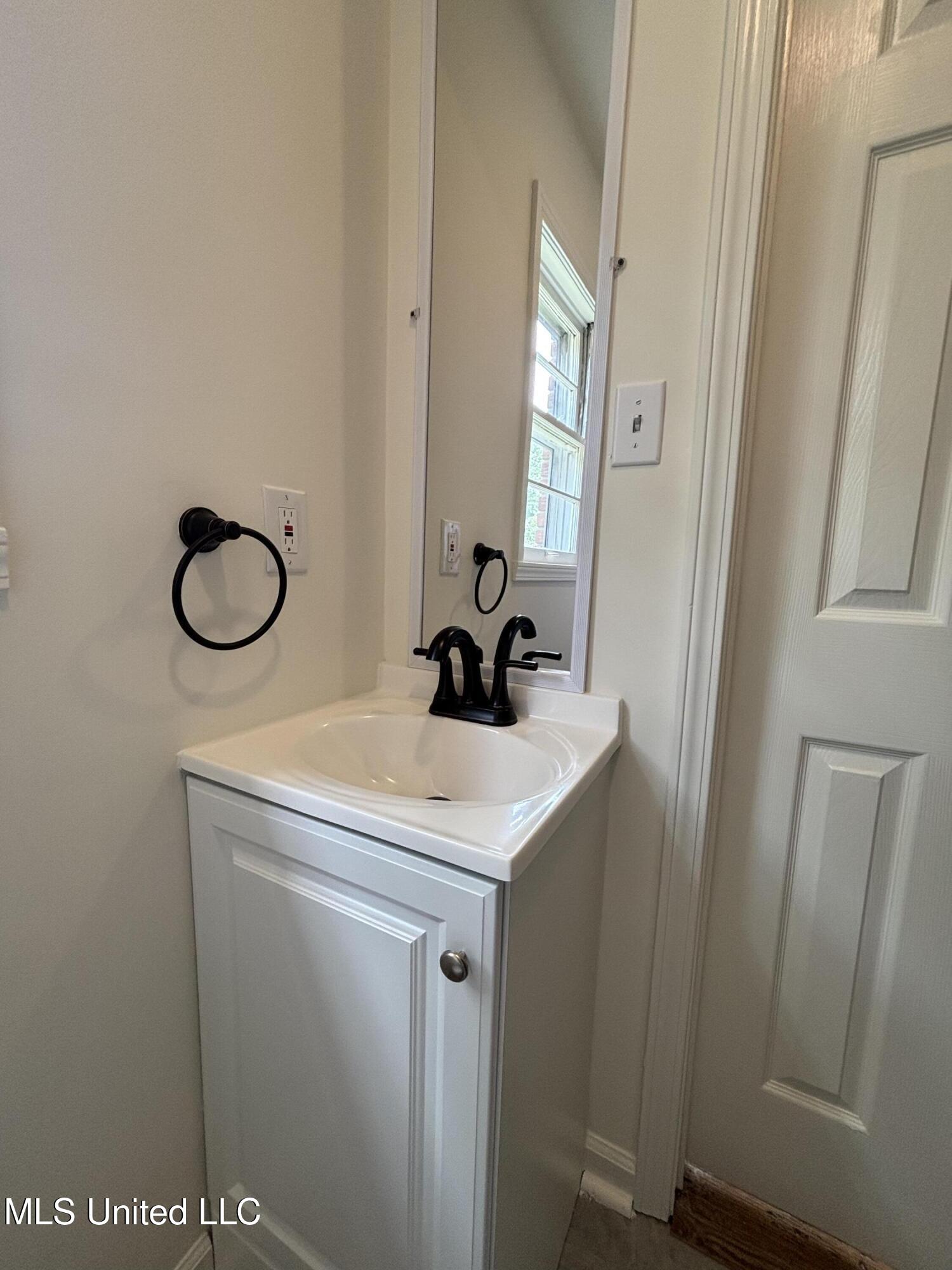 659 Coleman Avenue, Holly Springs, Mississippi image 27