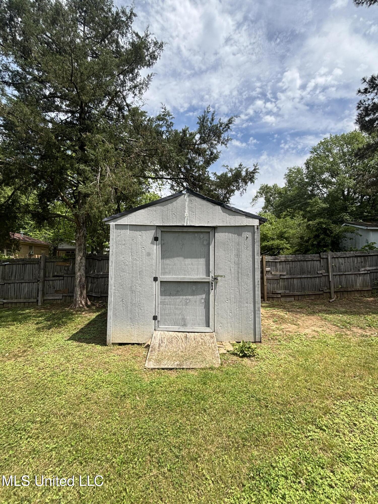 659 Coleman Avenue, Holly Springs, Mississippi image 6