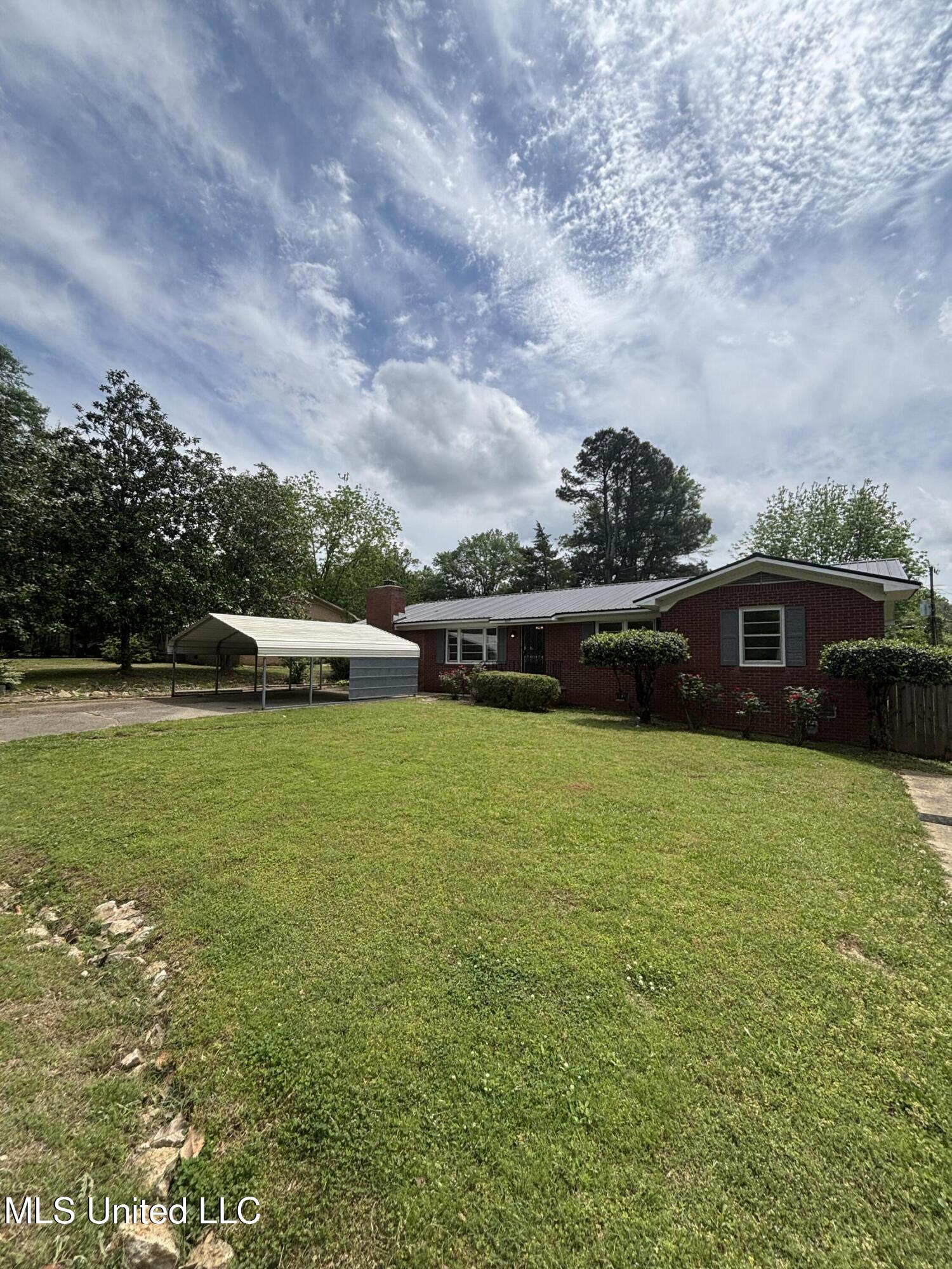659 Coleman Avenue, Holly Springs, Mississippi image 2