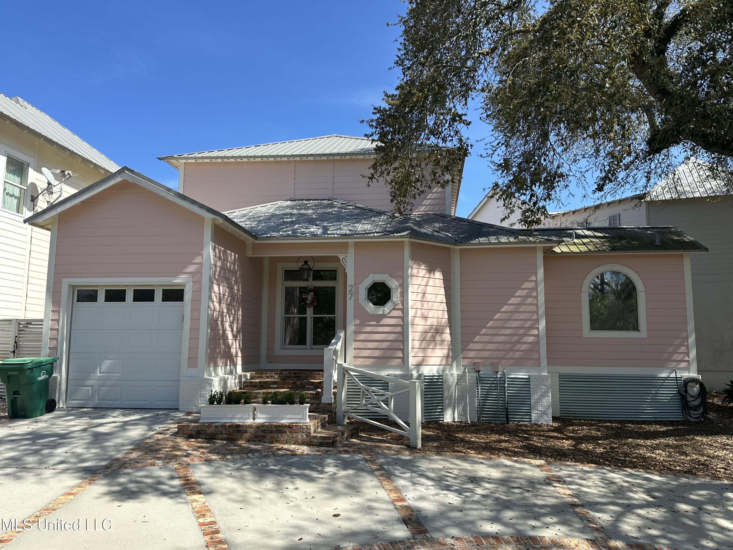 27 Chapel Hill Road, Bay Saint Louis, Mississippi image 2