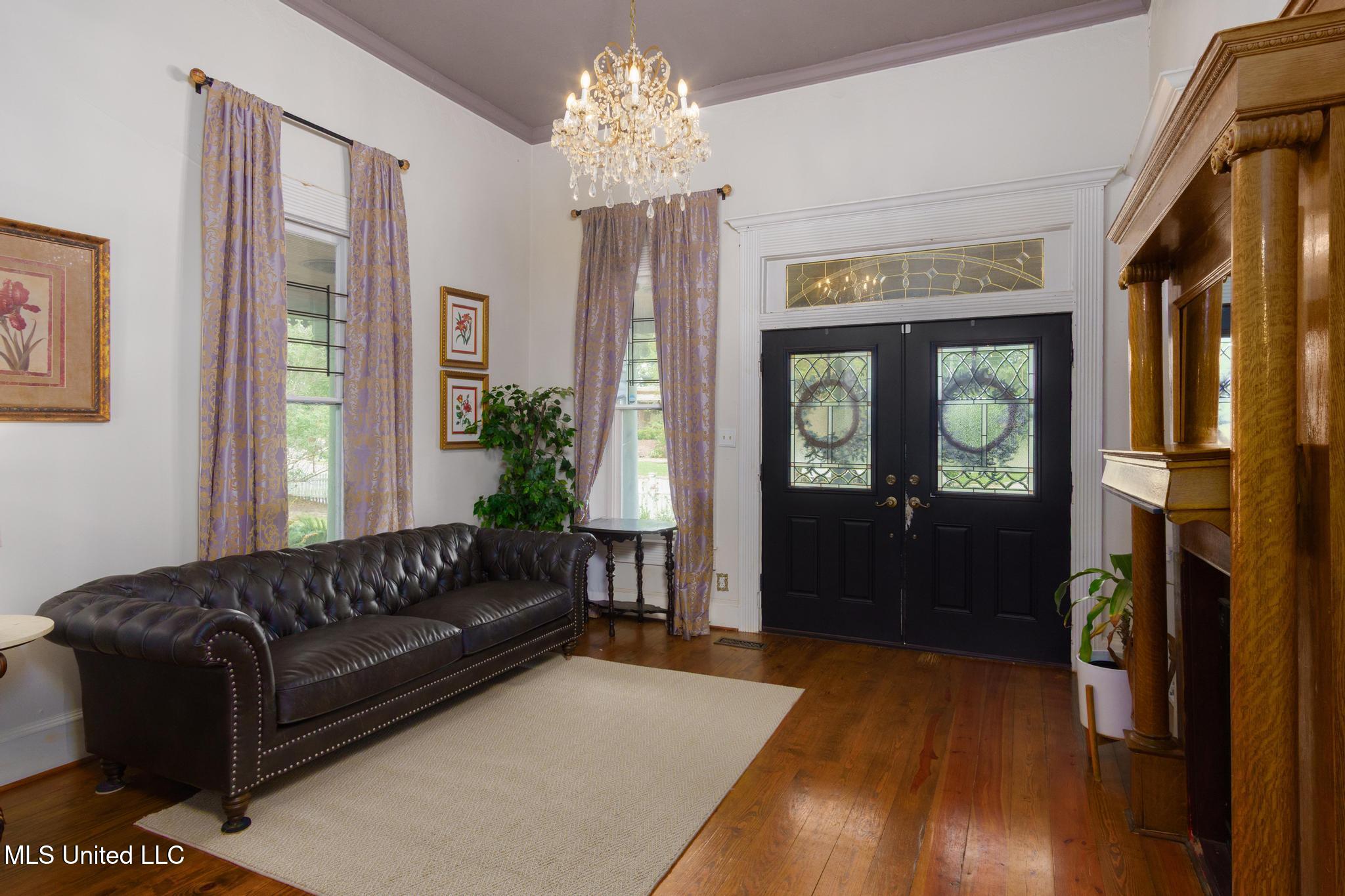 303 Walnut Street, Hattiesburg, Mississippi image 7