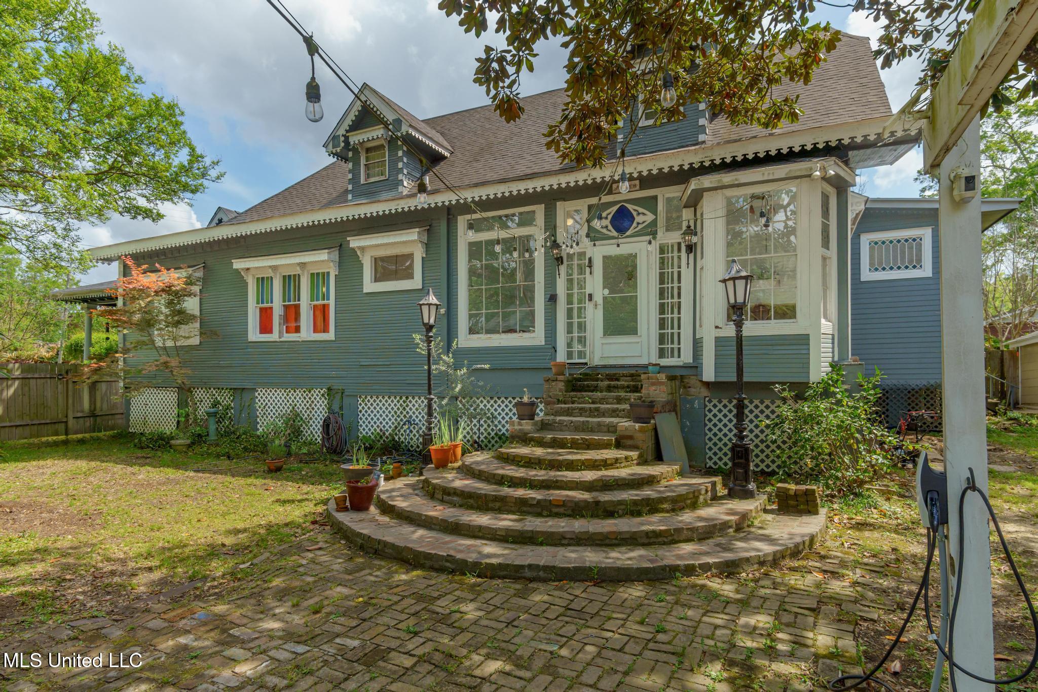 303 Walnut Street, Hattiesburg, Mississippi image 35