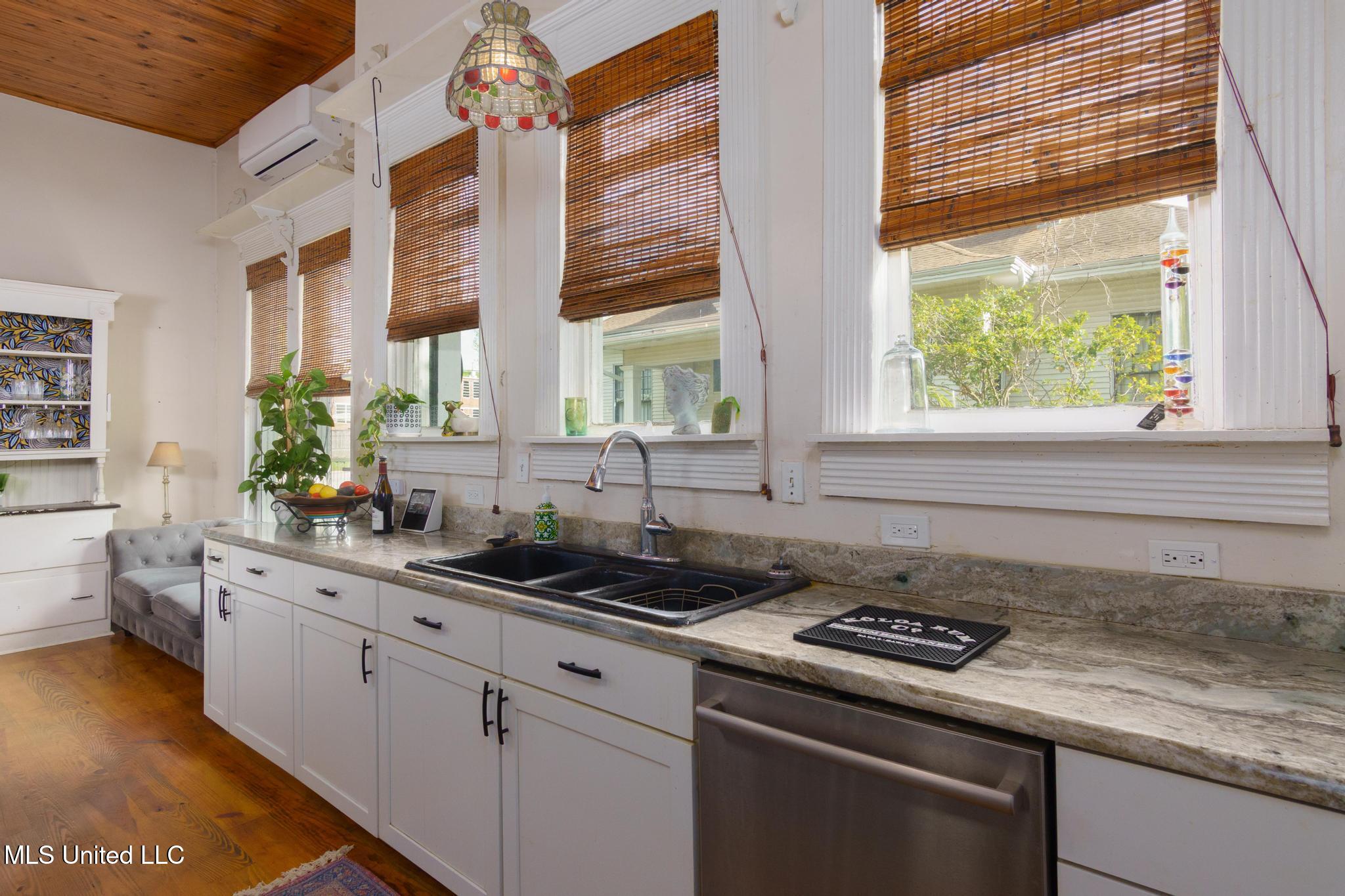 303 Walnut Street, Hattiesburg, Mississippi image 13