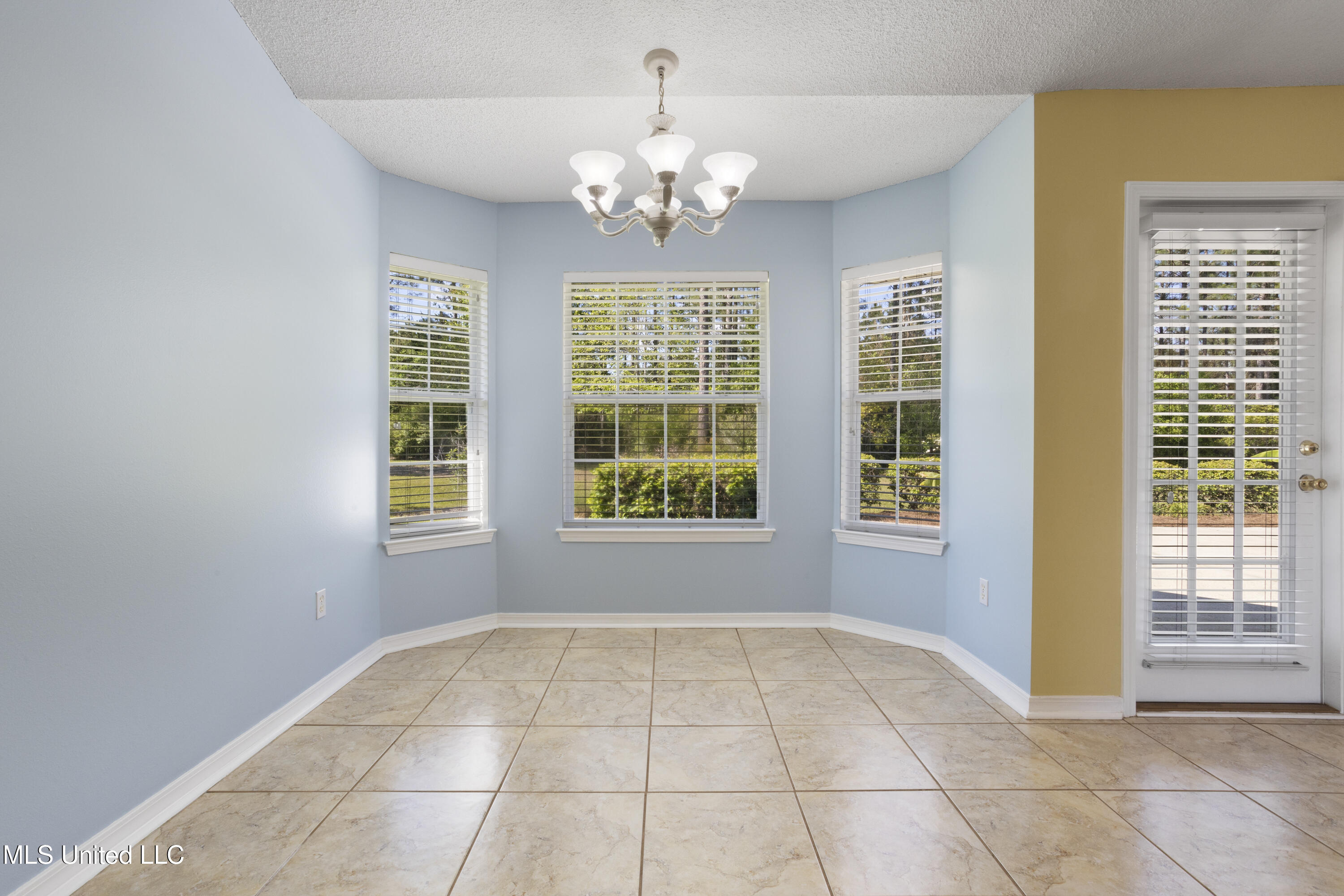 3126 Shadow Wood Drive, Ocean Springs, Mississippi image 16