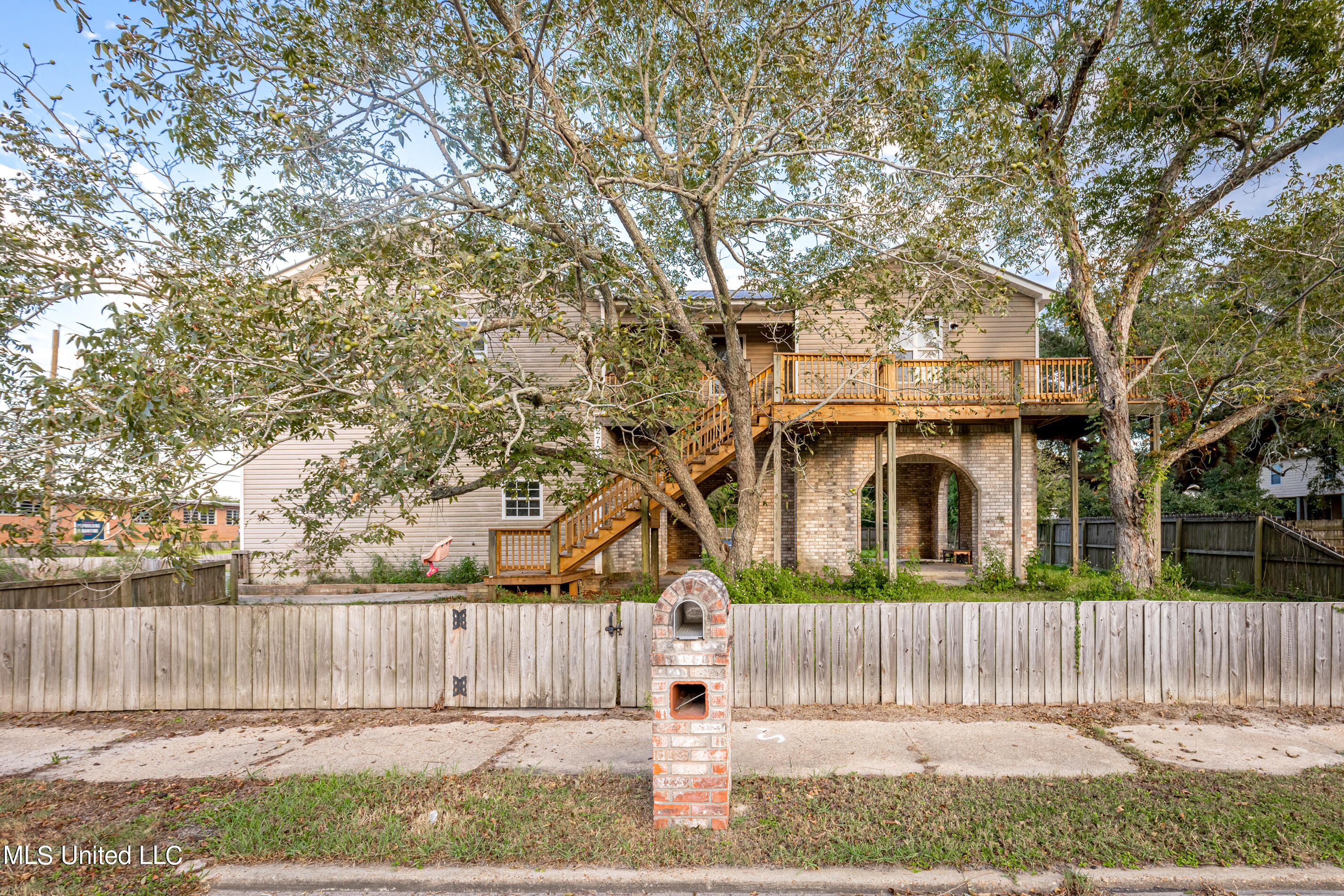 2708 Canty Street, Pascagoula, Mississippi image 1