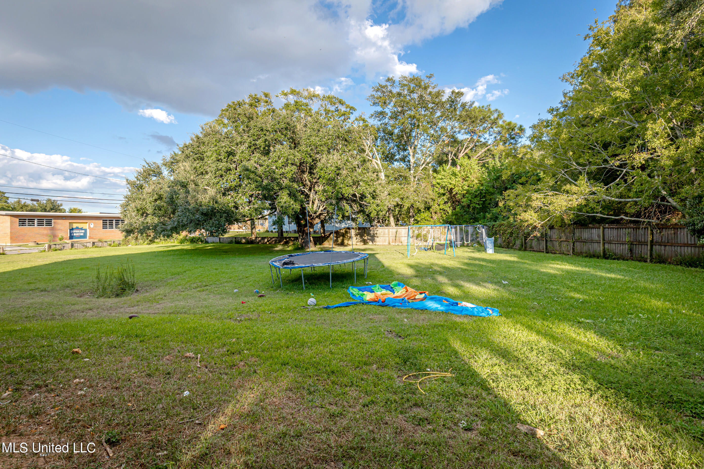 2708 Canty Street, Pascagoula, Mississippi image 14