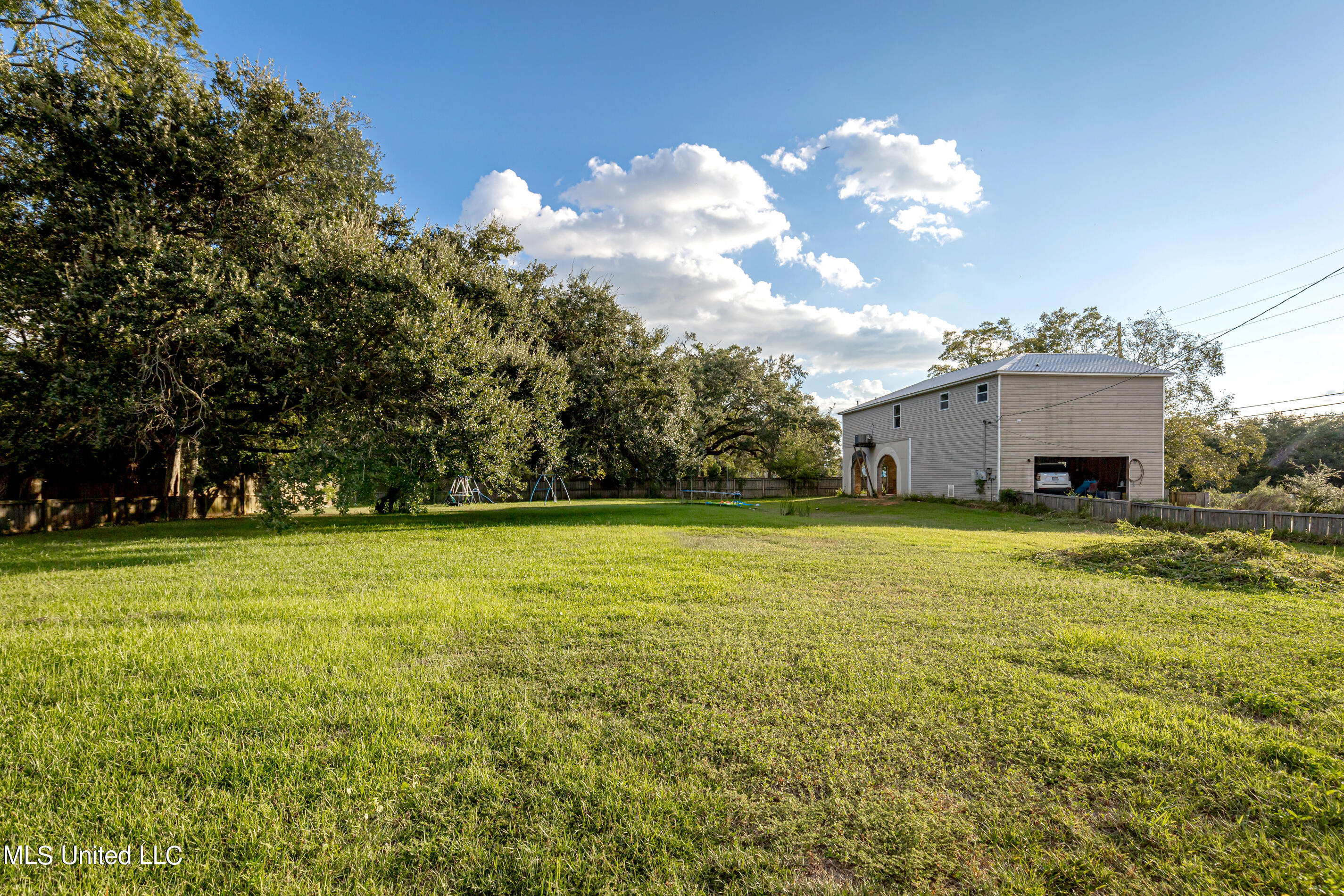 2708 Canty Street, Pascagoula, Mississippi image 11