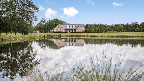 Homes For Sale - 1021 Tyler Drive<br/> Pike County, Summit, MS 39666