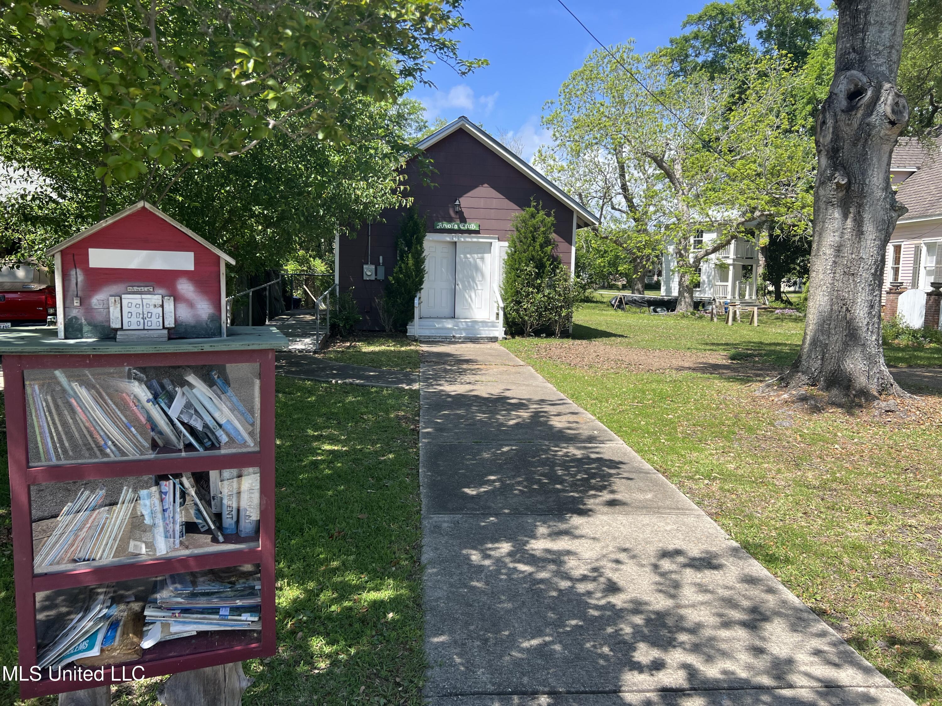 1107 Washington Avenue, Pascagoula, Mississippi image 4