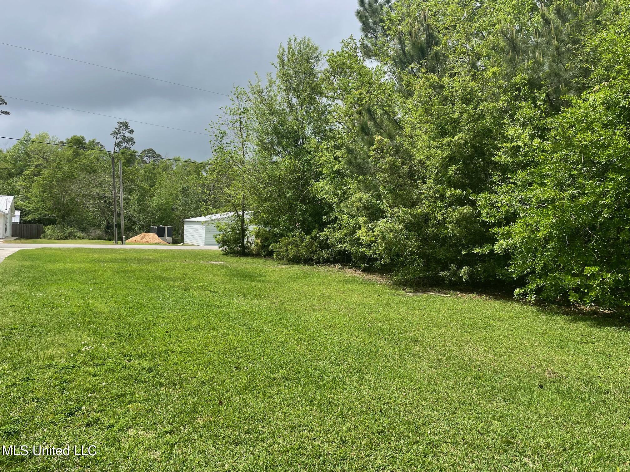 306 Vacation Lane, Waveland, Mississippi image 7